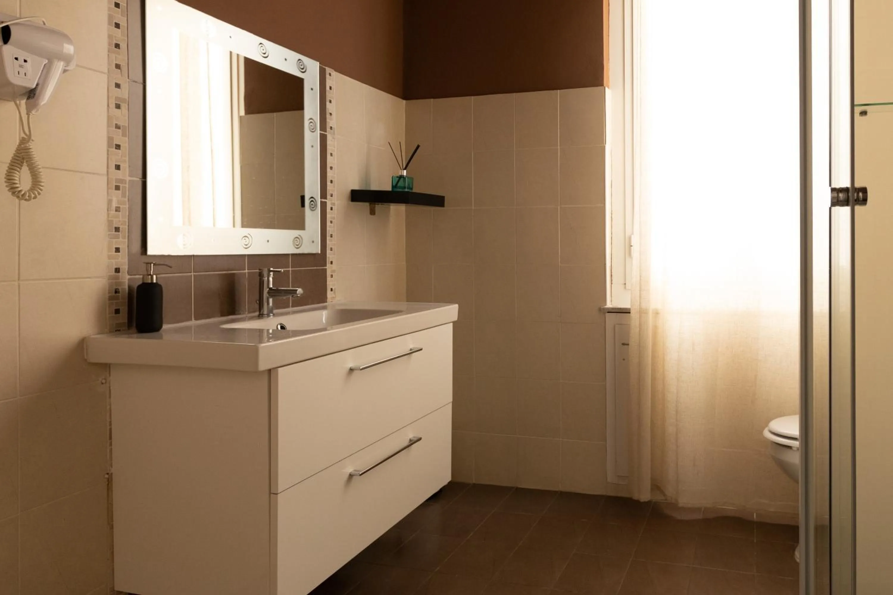 Granello Suite Central