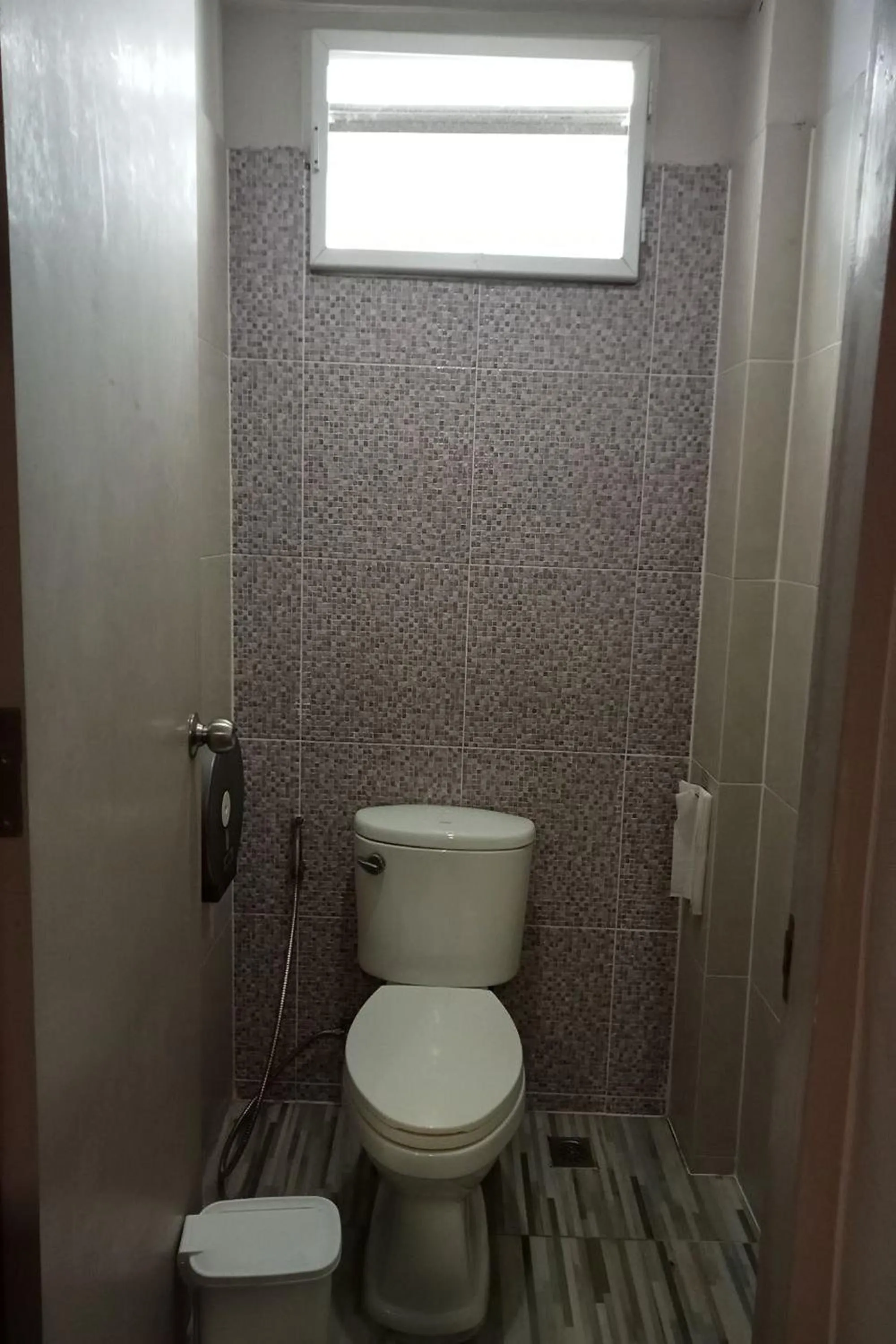 Bathroom in Sleep Dee Hostel