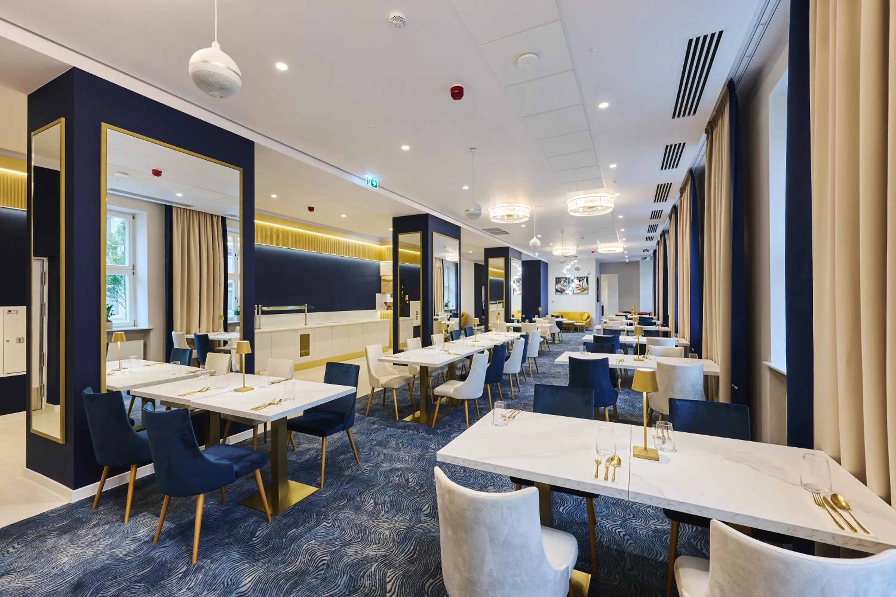 Restaurant/places to eat in Aiden by Best Western Lodz