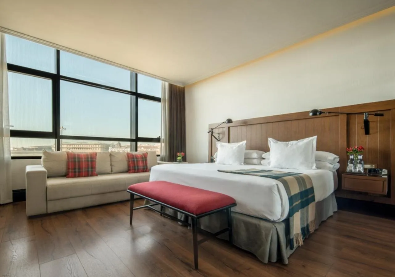Bed in Only YOU Hotel Atocha