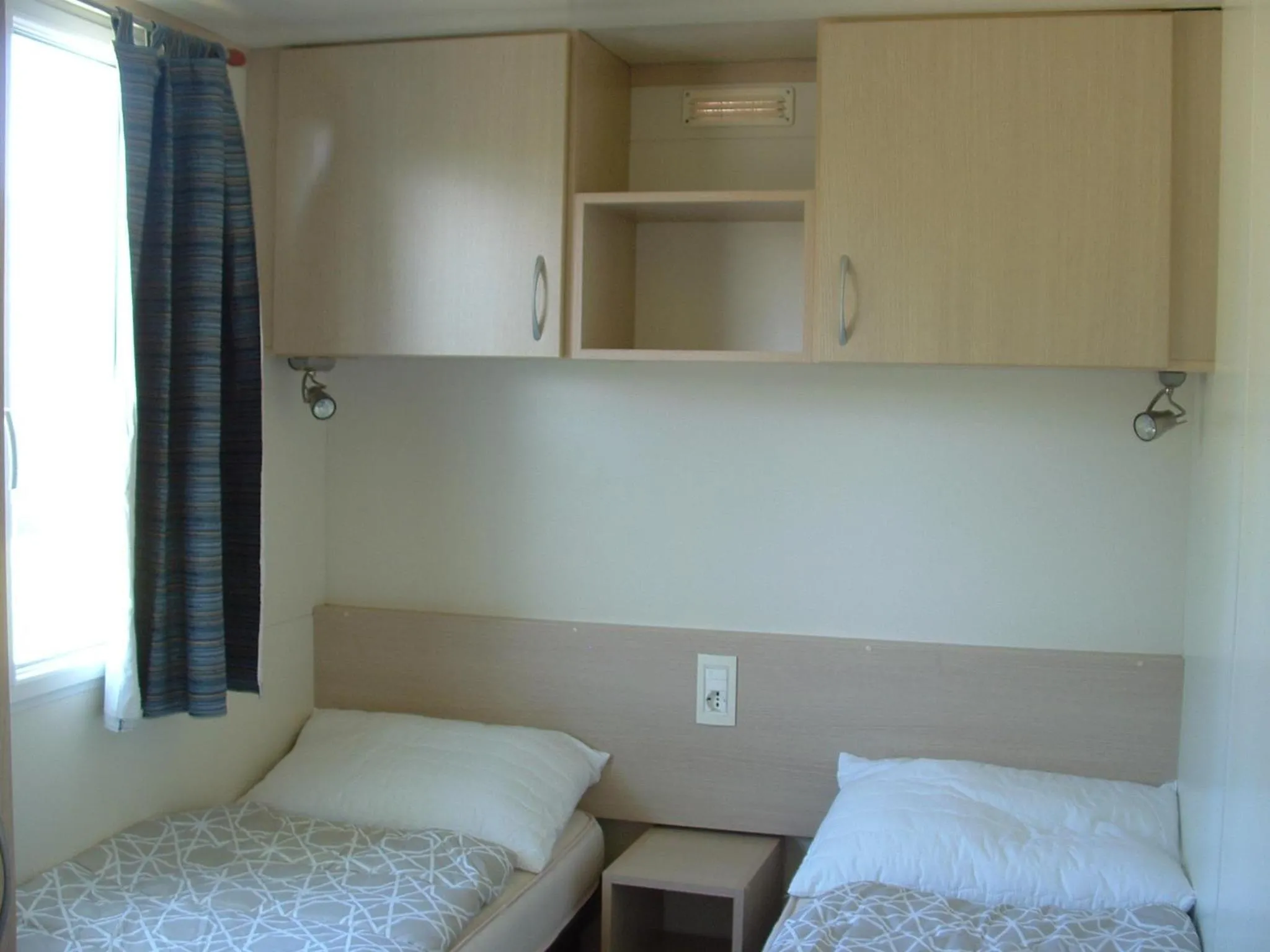 Bedroom, Bed in Mobilhome Angel