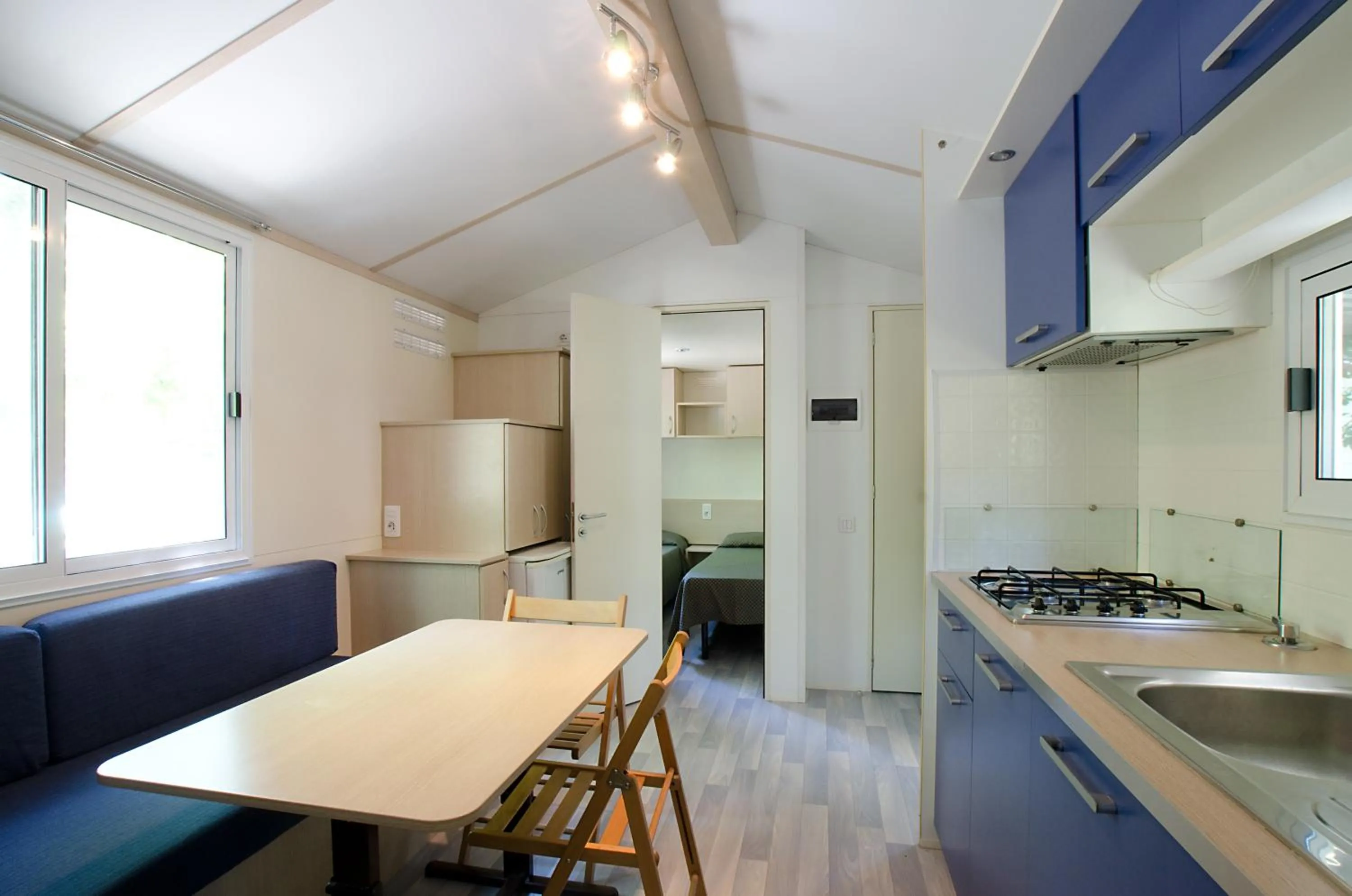 Kitchen or kitchenette in Mobilhome Angel