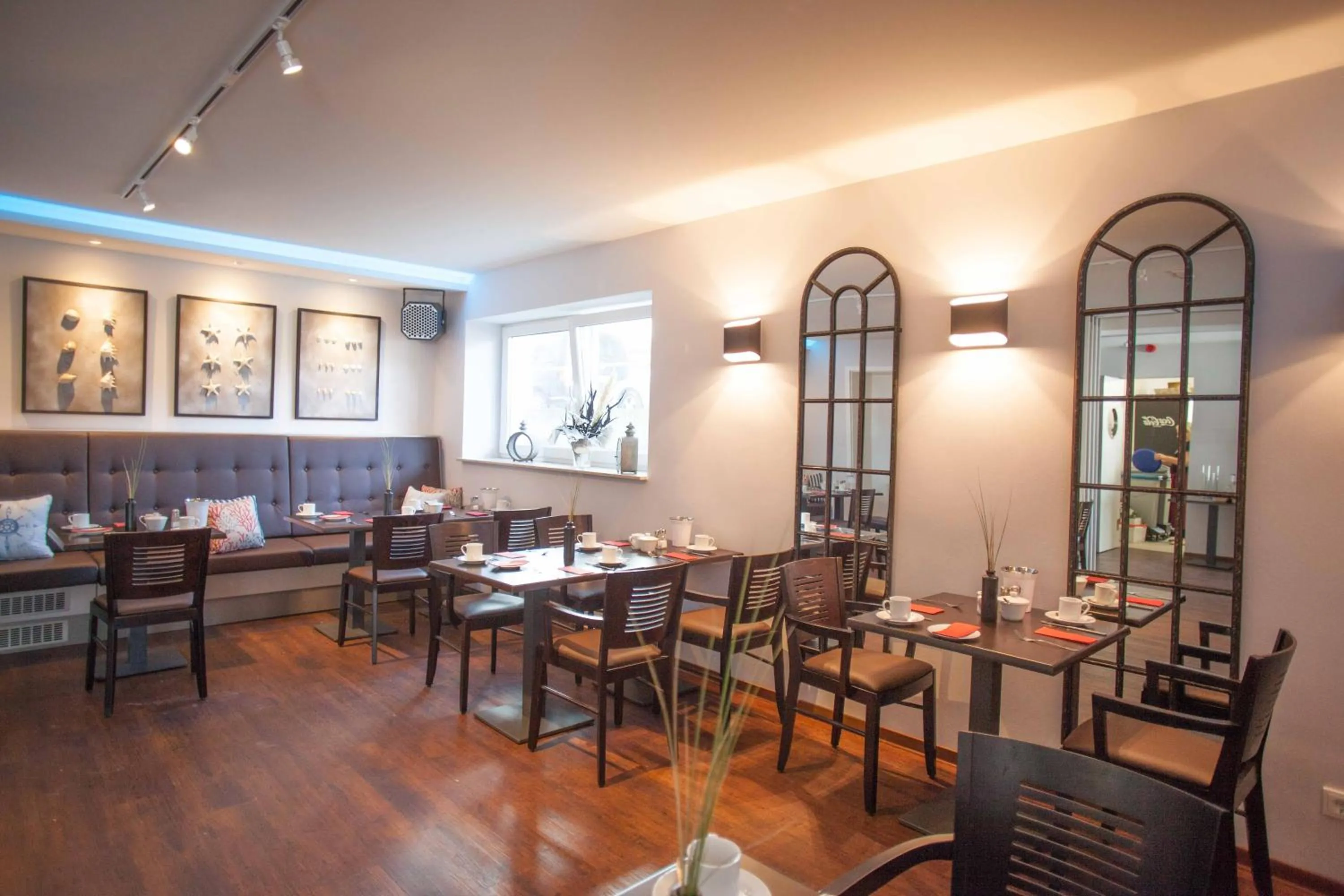 Restaurant/places to eat in Ostseehotel Warnemünde