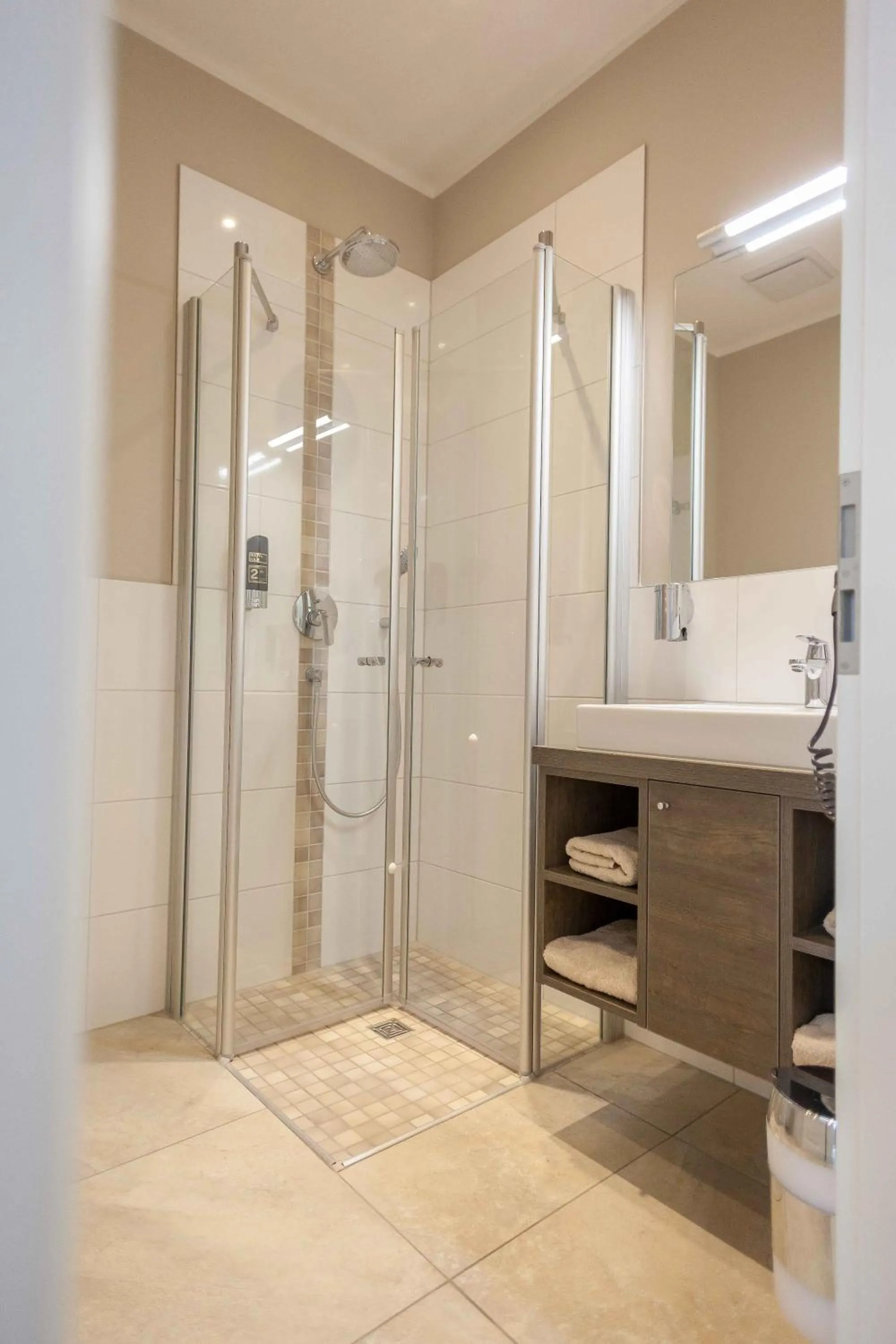 Shower in Ostseehotel Warnemünde