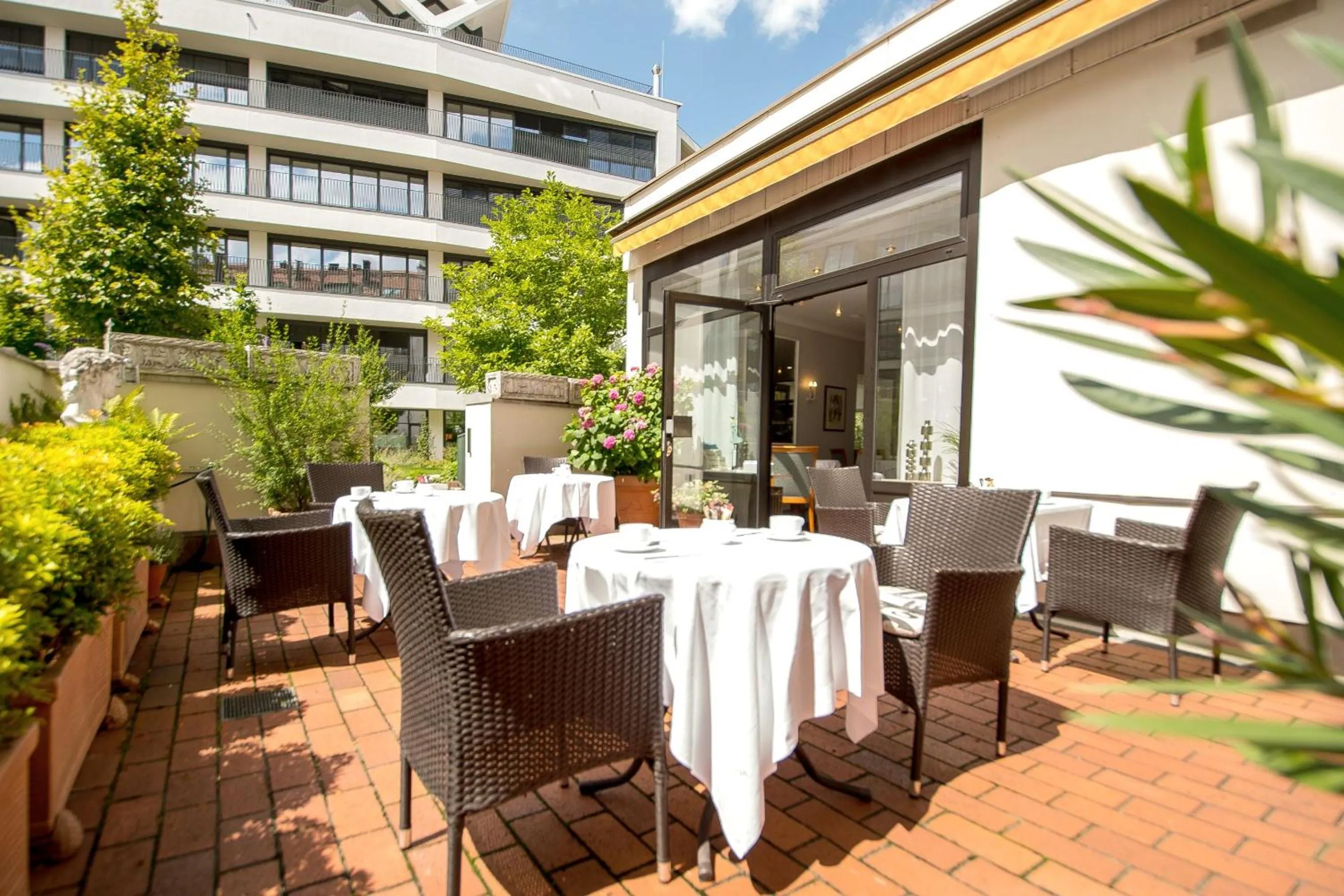 Breakfast in domus Hotel