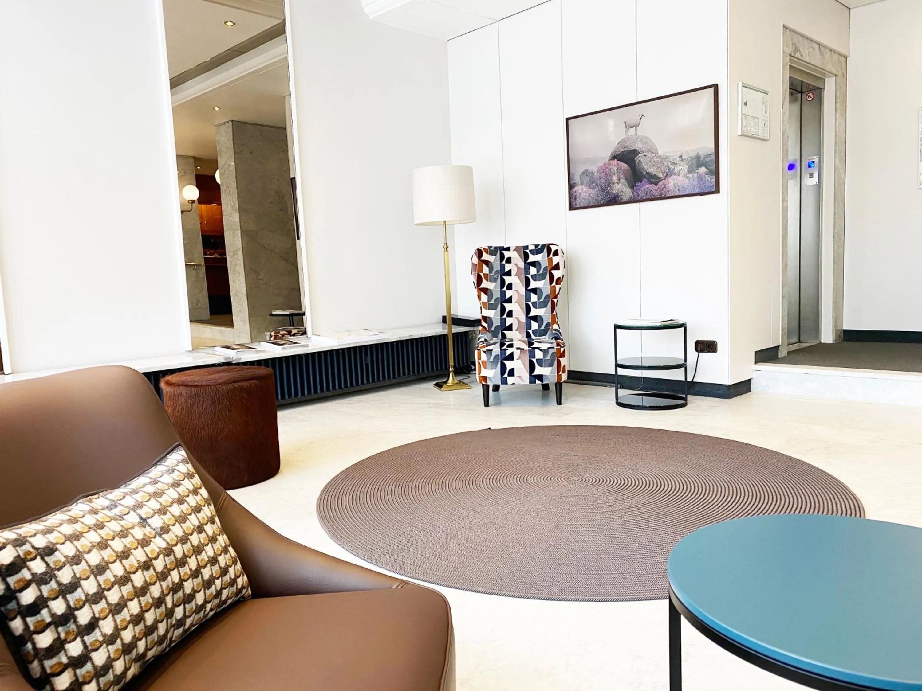 Lobby or reception in domus Hotel