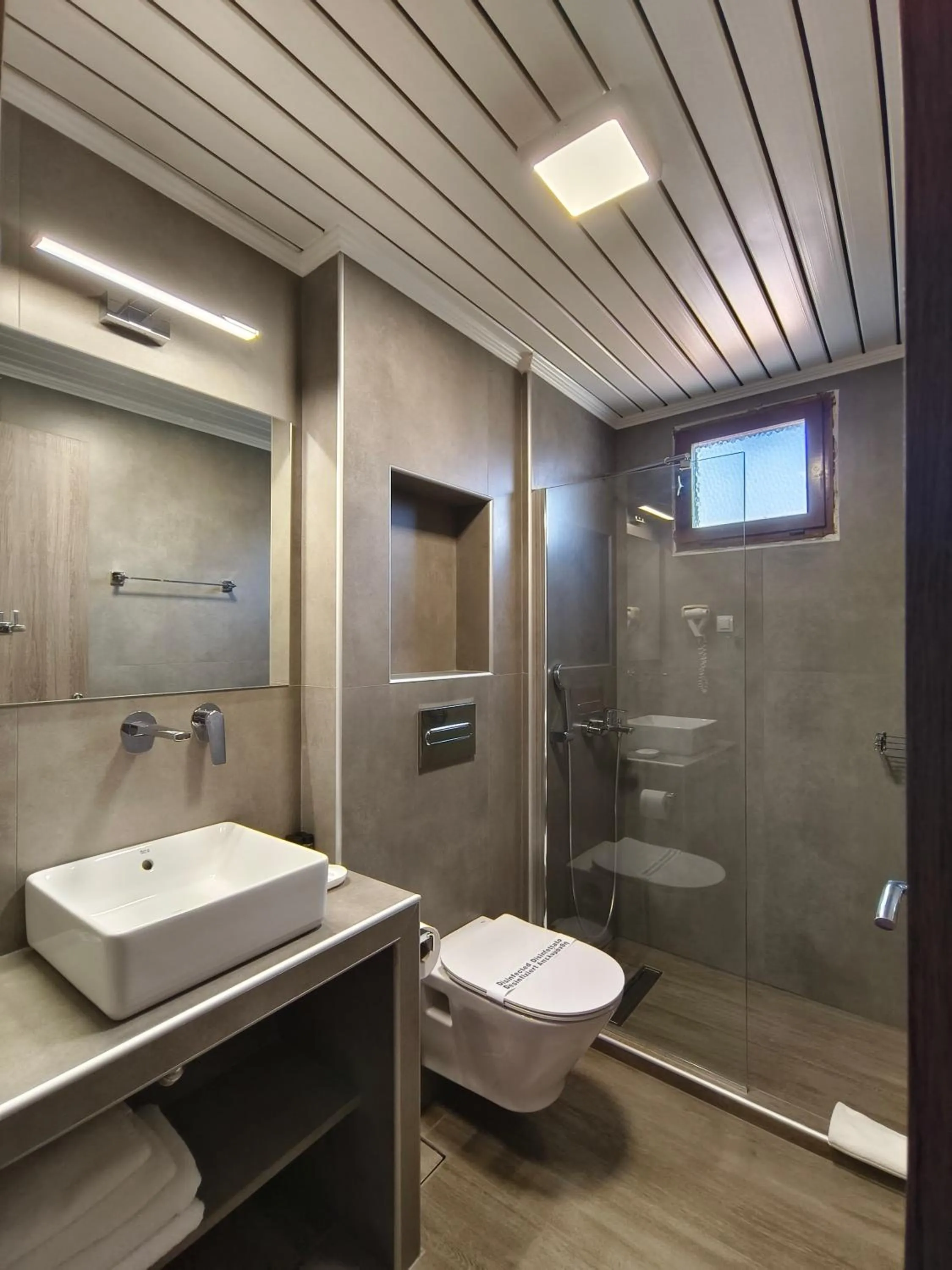 Bathroom in Rodopi Hotel