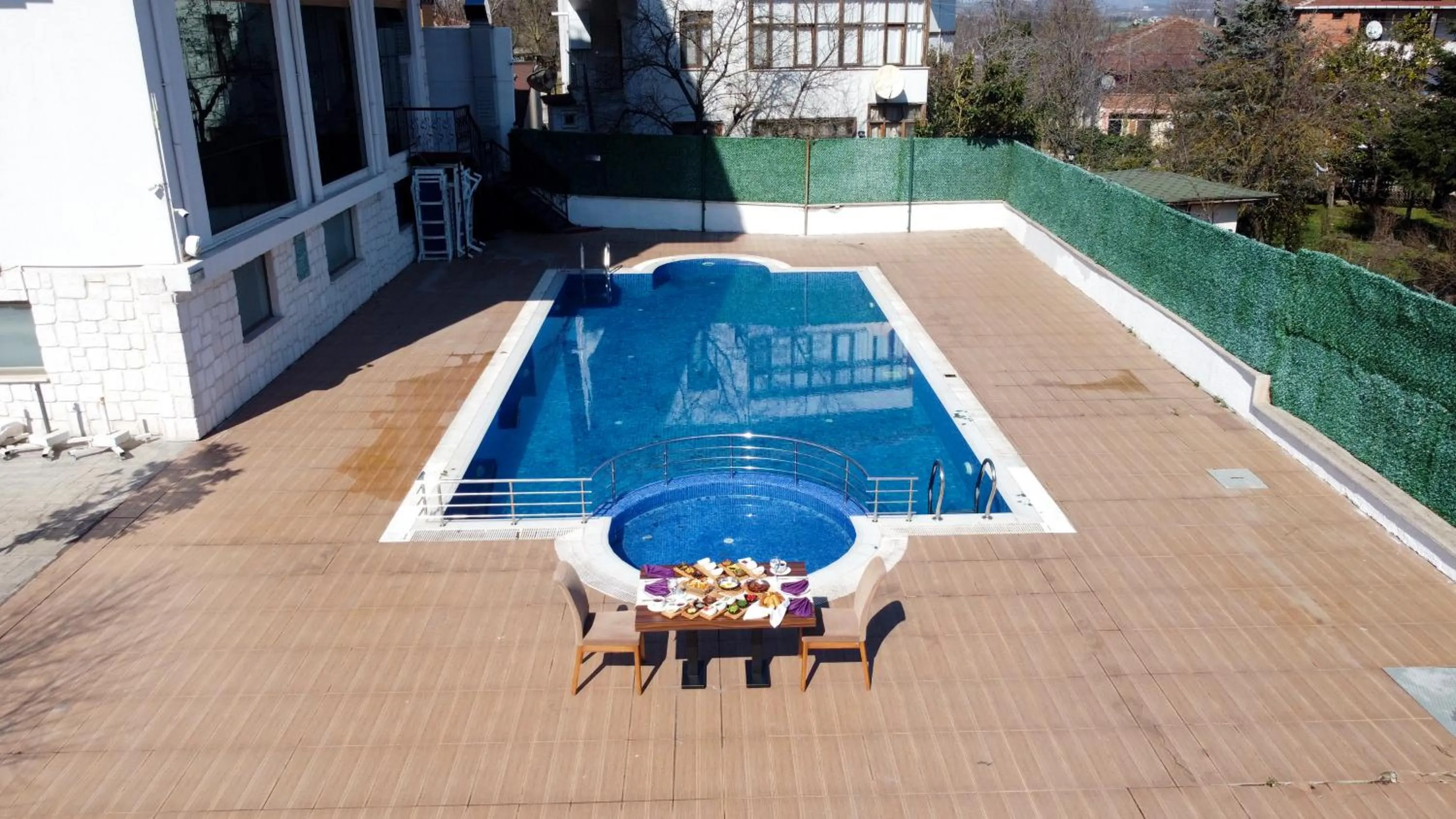 Swimming pool in Elgarden Hotel & Spa