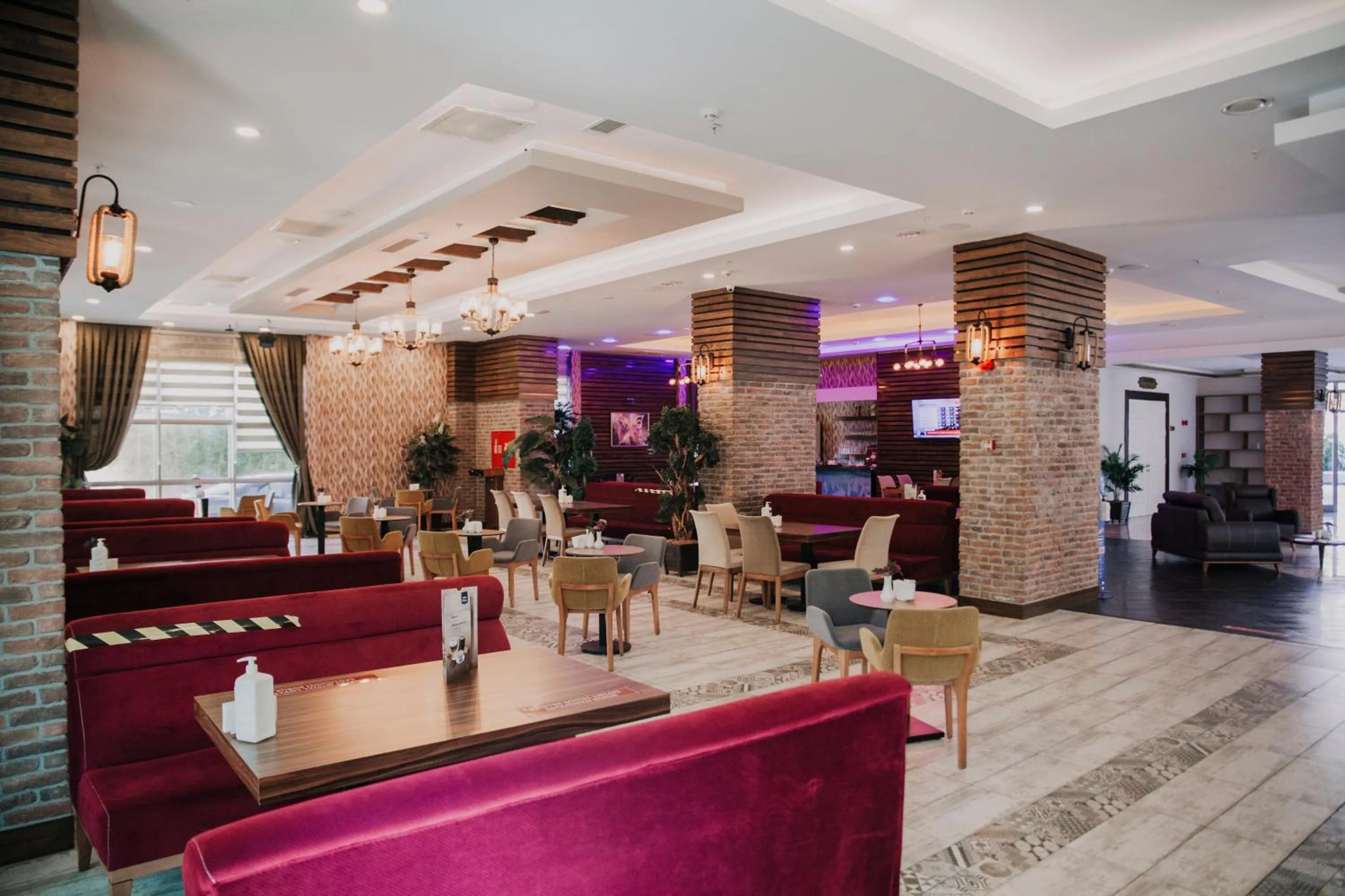 Breakfast in Elgarden Hotel & Spa