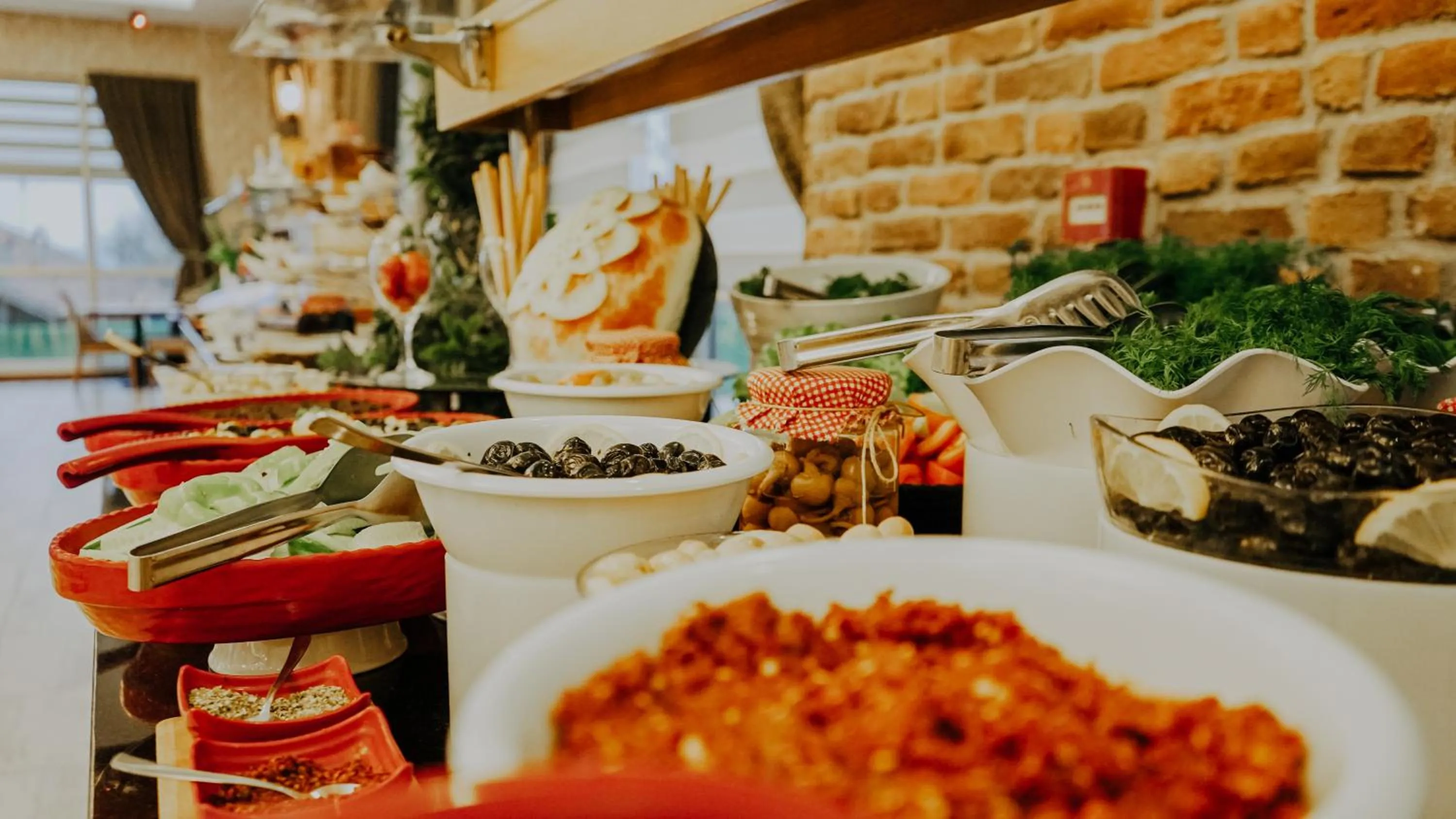 Buffet breakfast in Elgarden Hotel & Spa