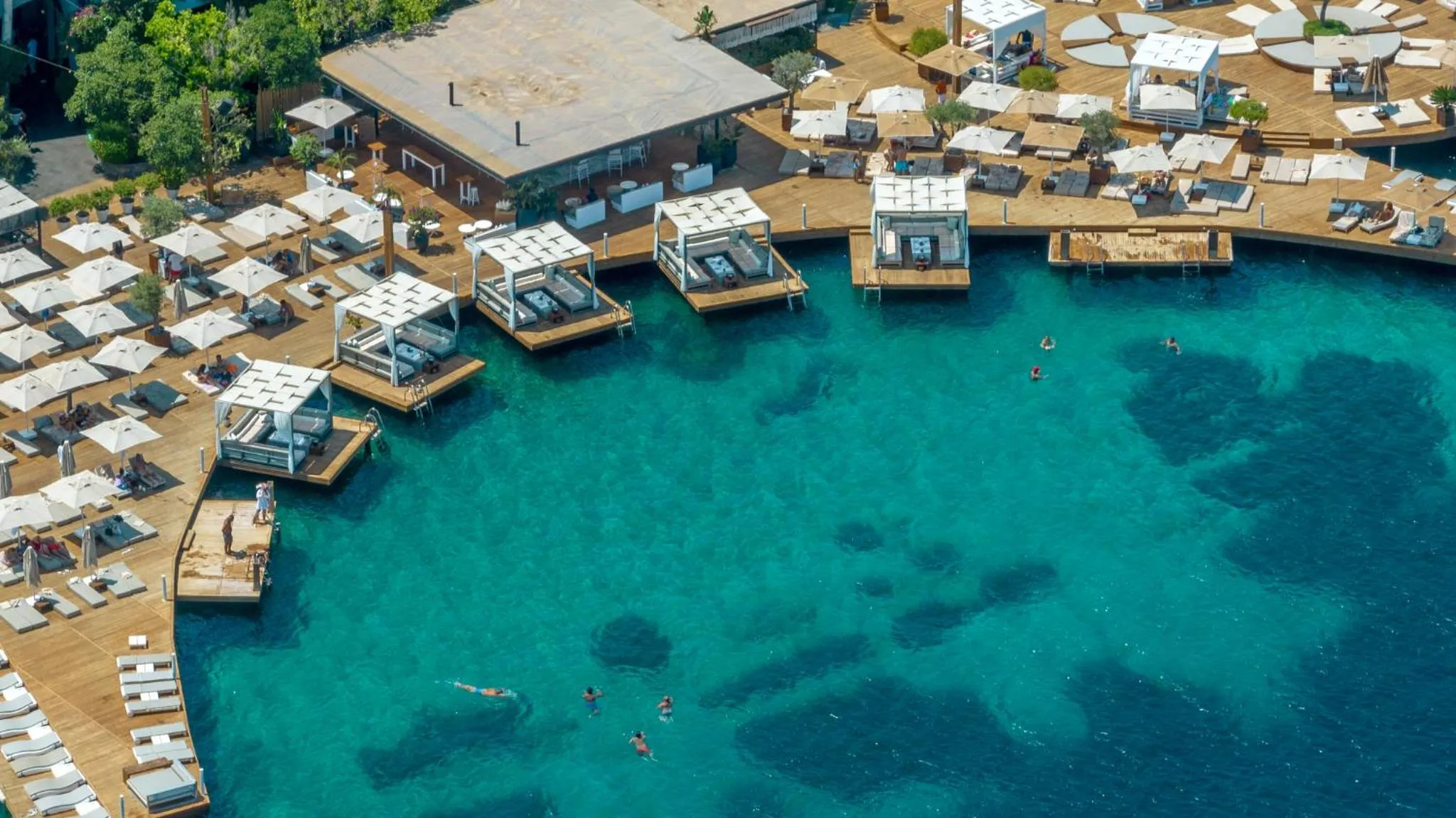 Beach in Kuum Hotel & Spa