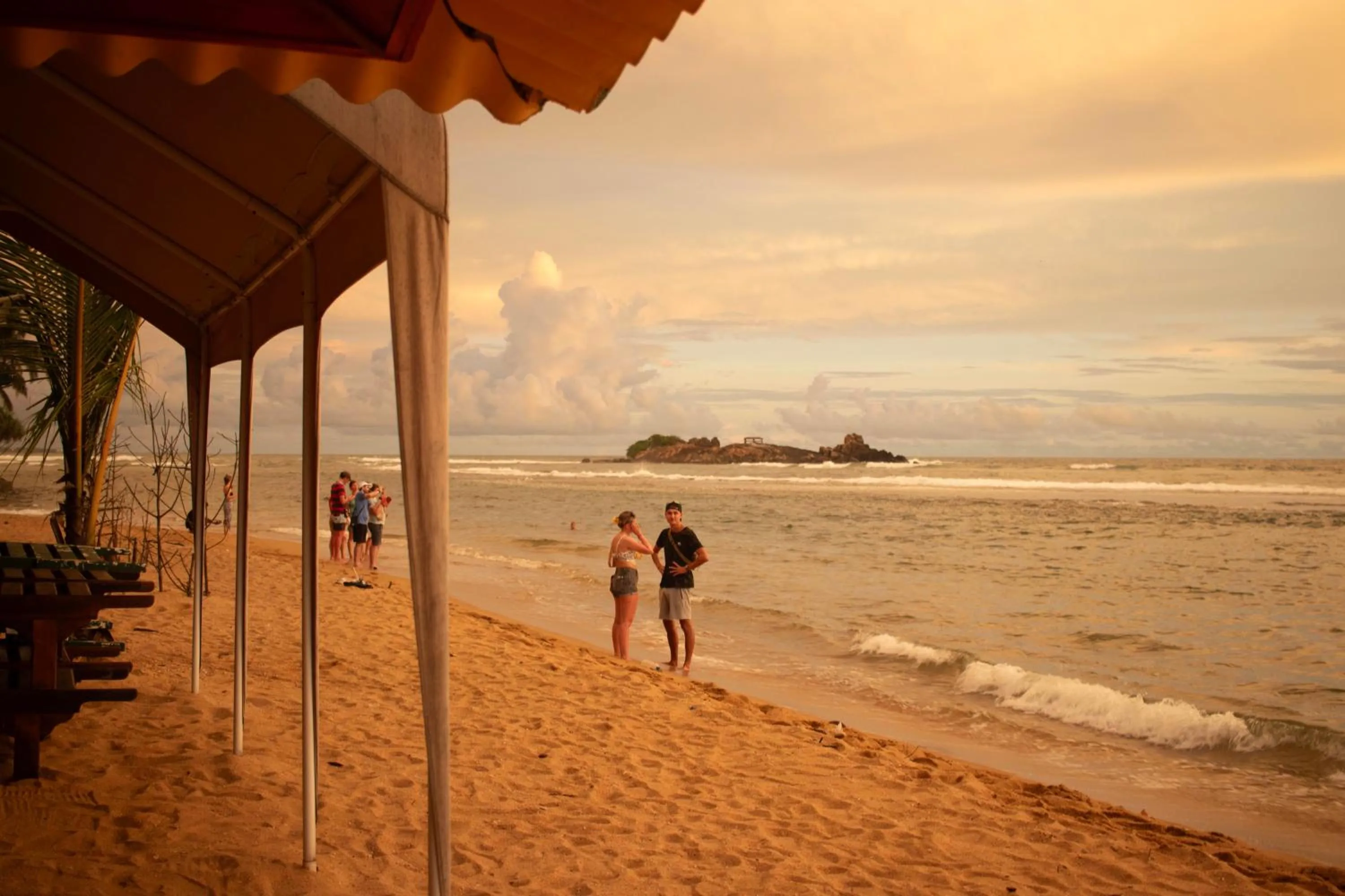 Beach in Hotel Coconut Bar Sea Lodge