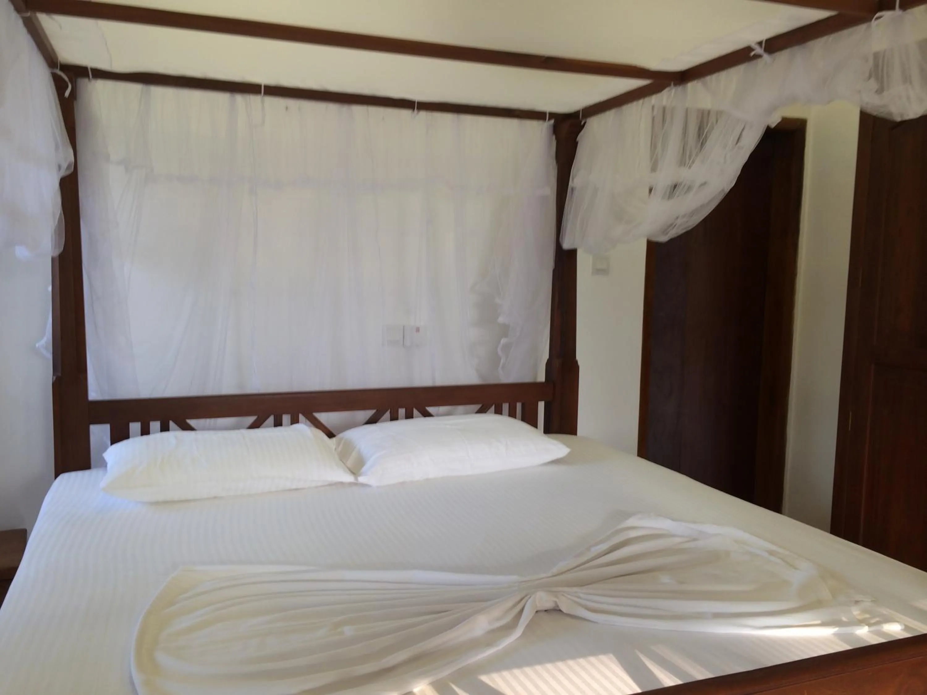 Bed in Hotel Coconut Bar Sea Lodge