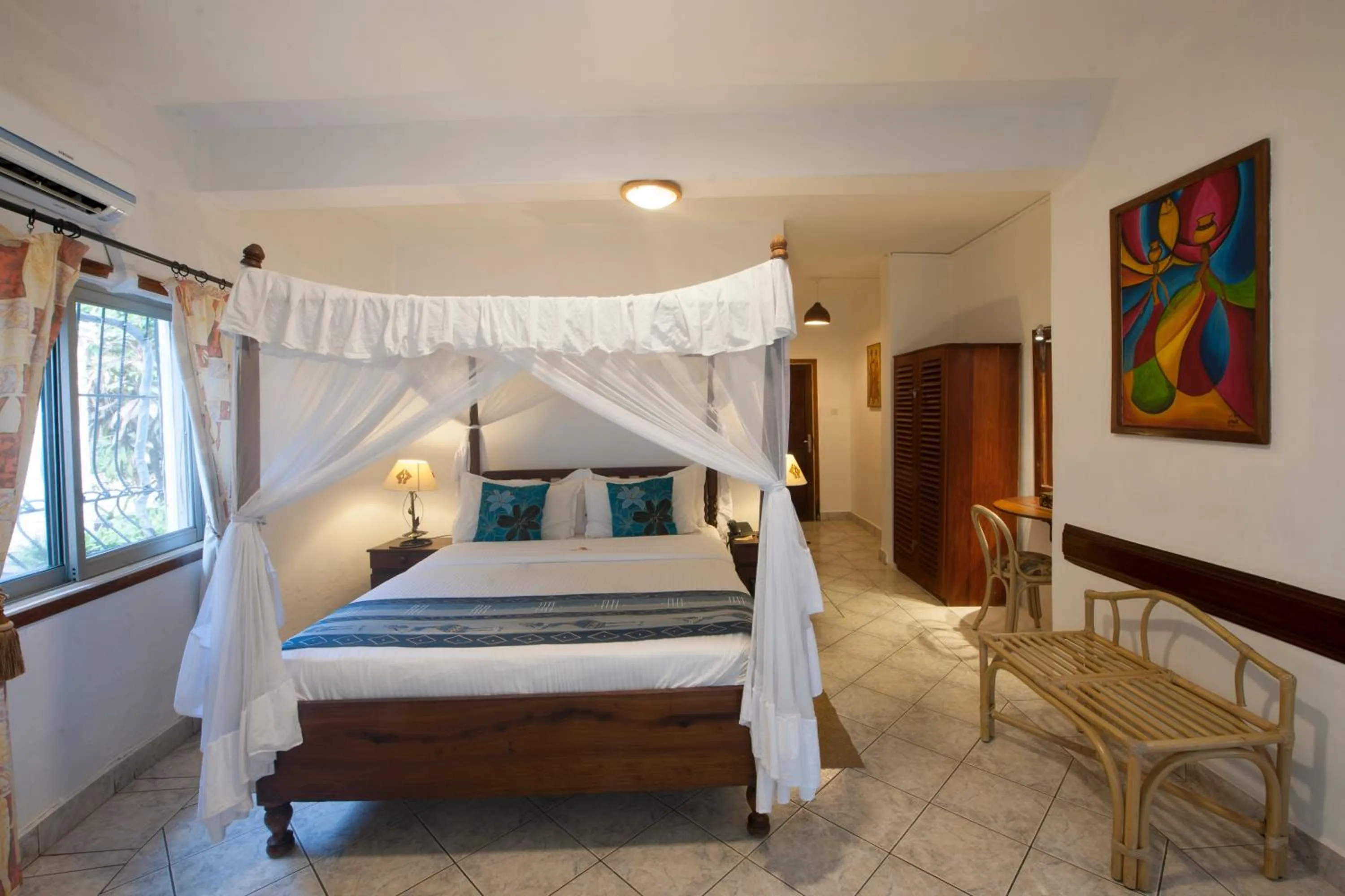 Bed in Hotel Tilapia