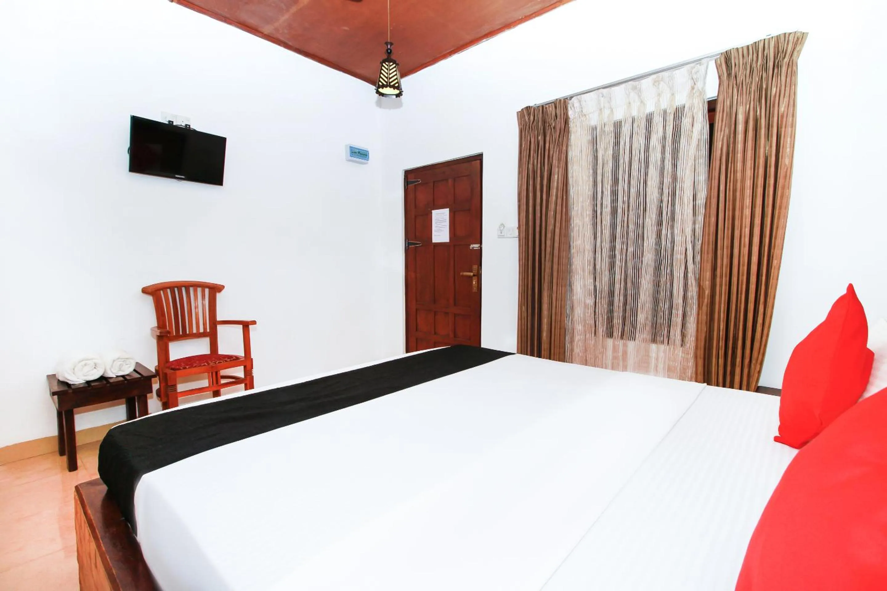 Bed in JKAB Beach Resort