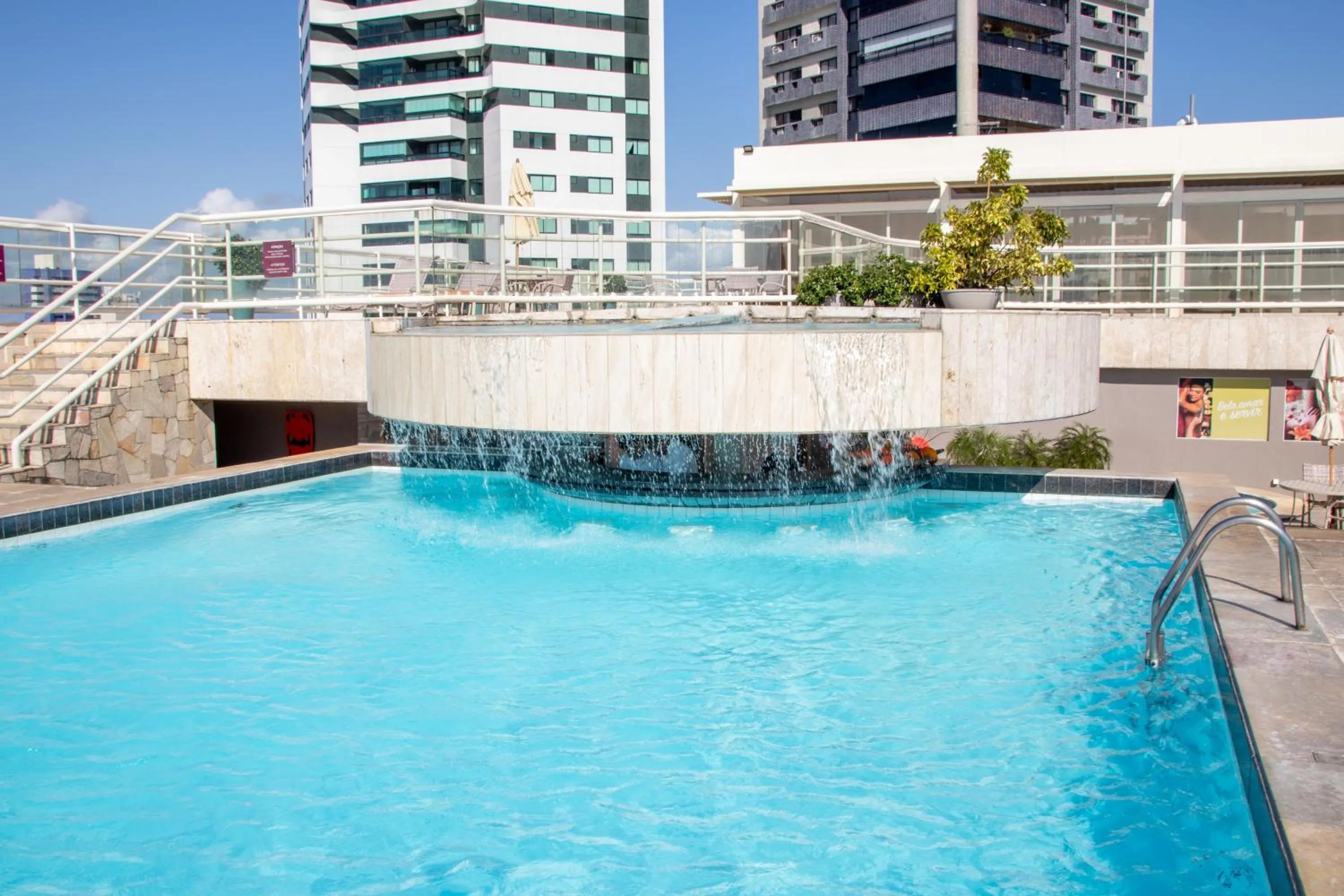 Swimming pool in Hotel Atlante Plaza