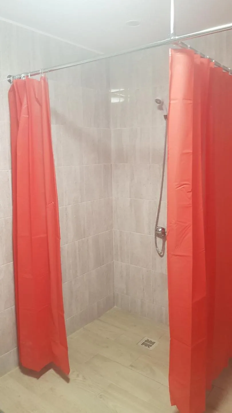 Bathroom in Kaktus Guest House