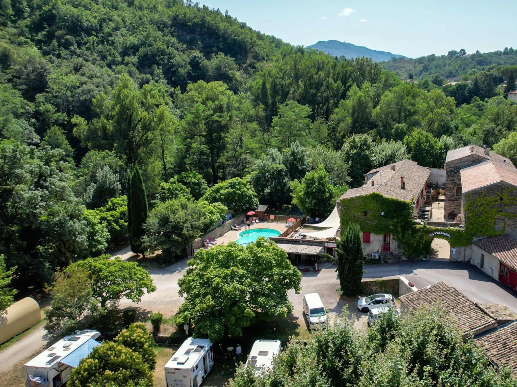 Neighbourhood in Le Moulin D'onclaire Camping et chambres d'hôtes