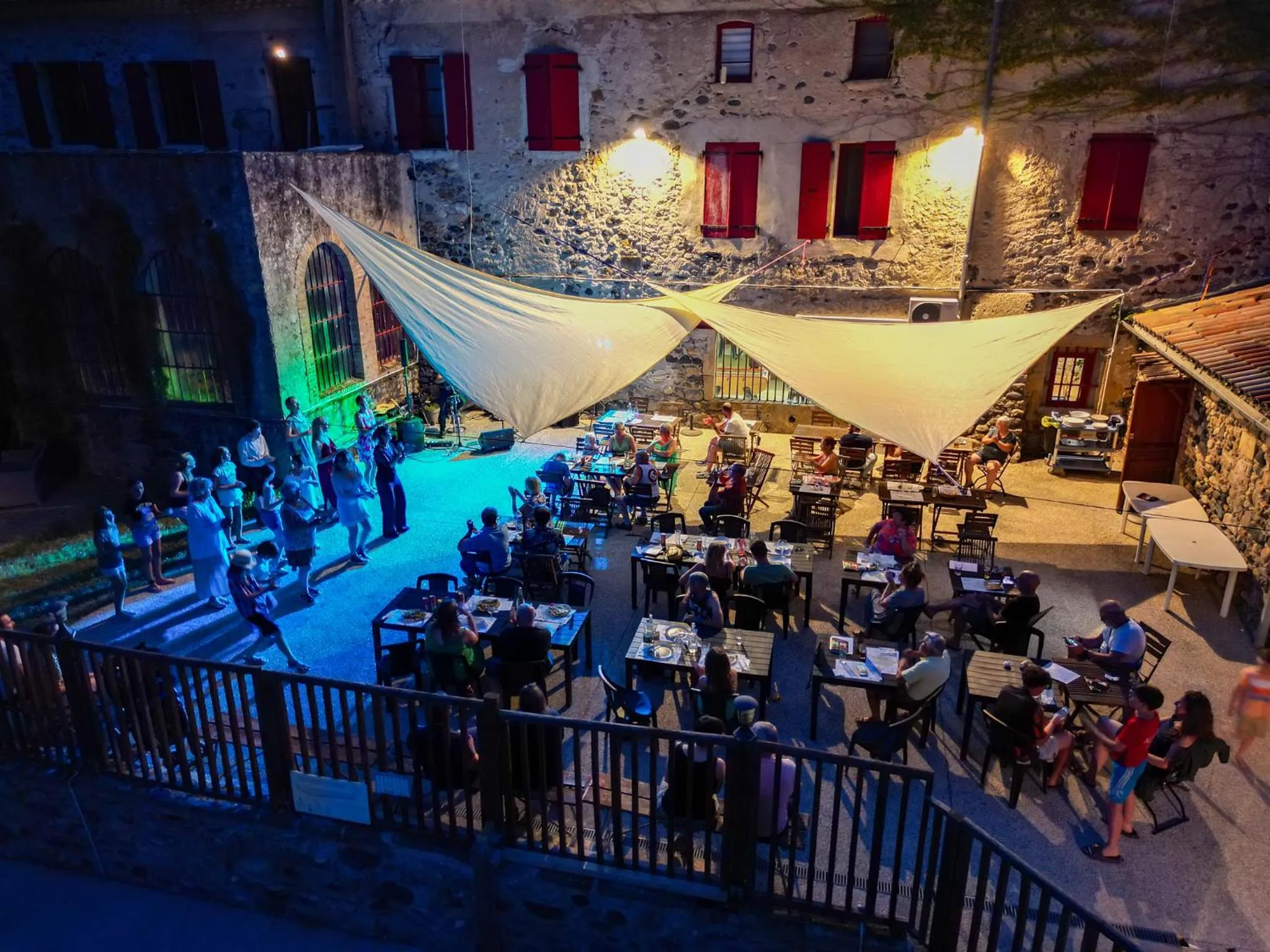 Restaurant/places to eat in Le Moulin D'onclaire Camping et chambres d'hôtes