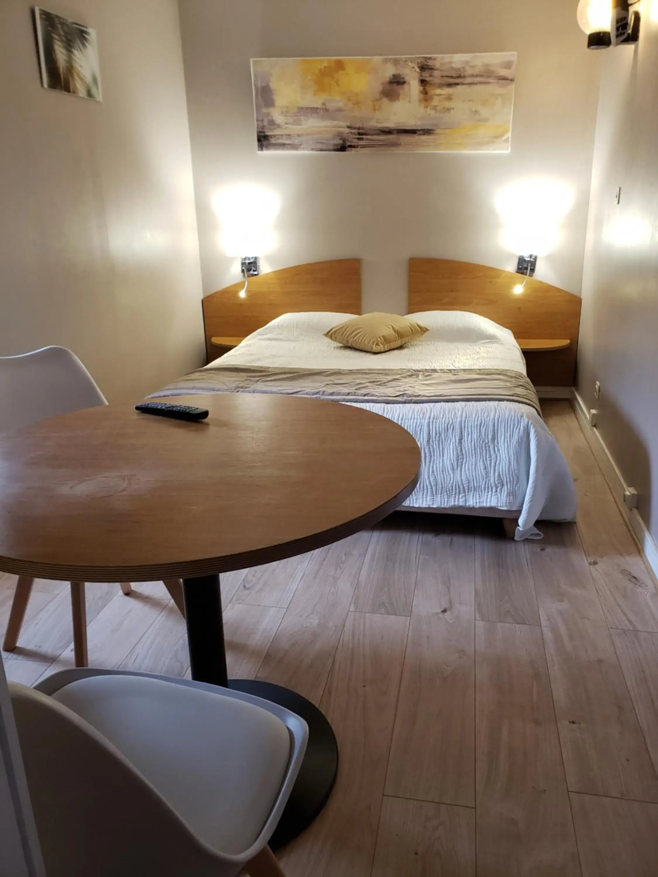 Double Room with Garden View in Le Moulin D'onclaire Camping et chambres d'hôtes Double Room with Garden View in Le Moulin D'onclaire Camping et chambres d'hôtes