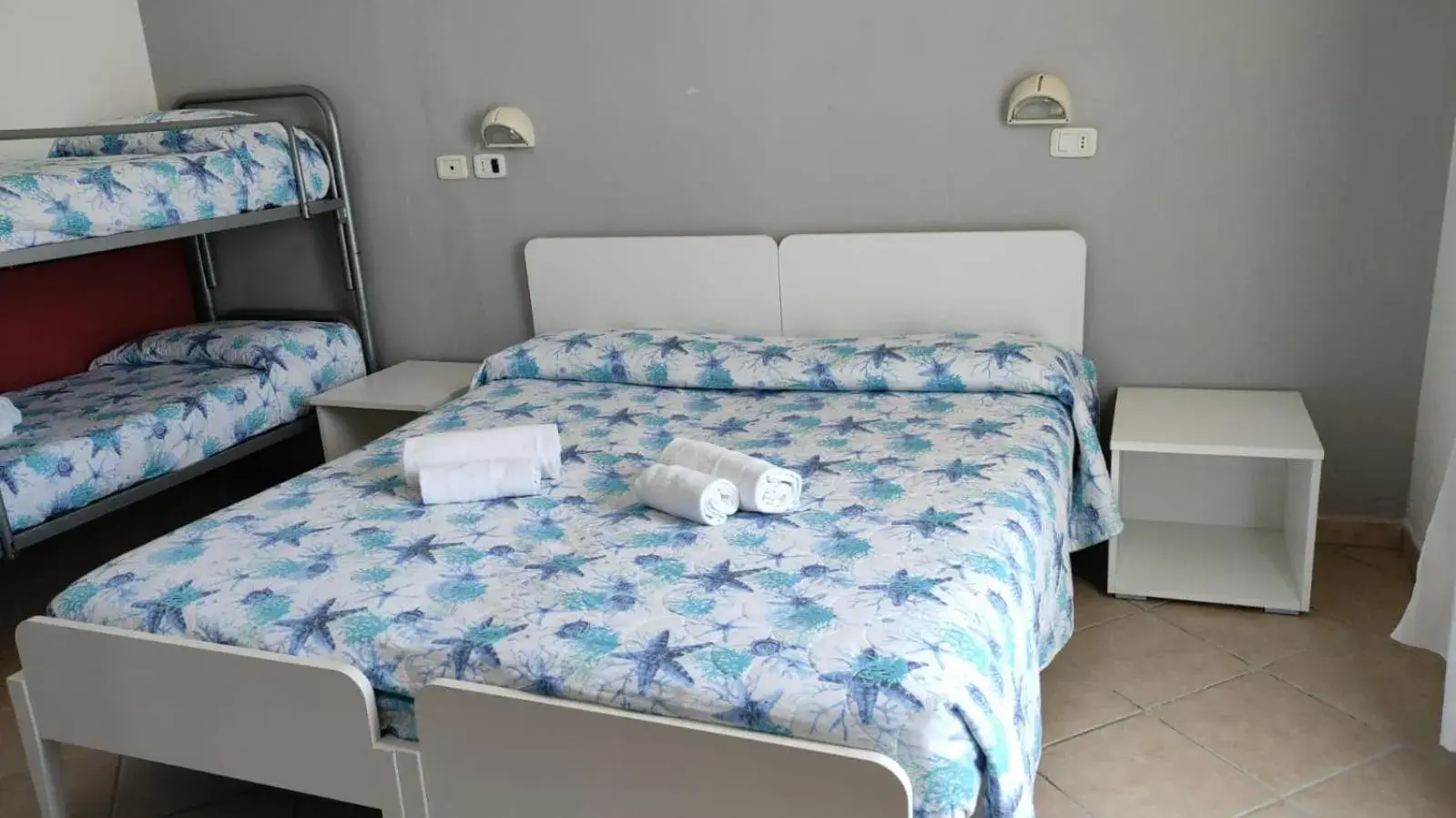 Quadruple Room in Hotel Vianello Quadruple Room in Hotel Vianello