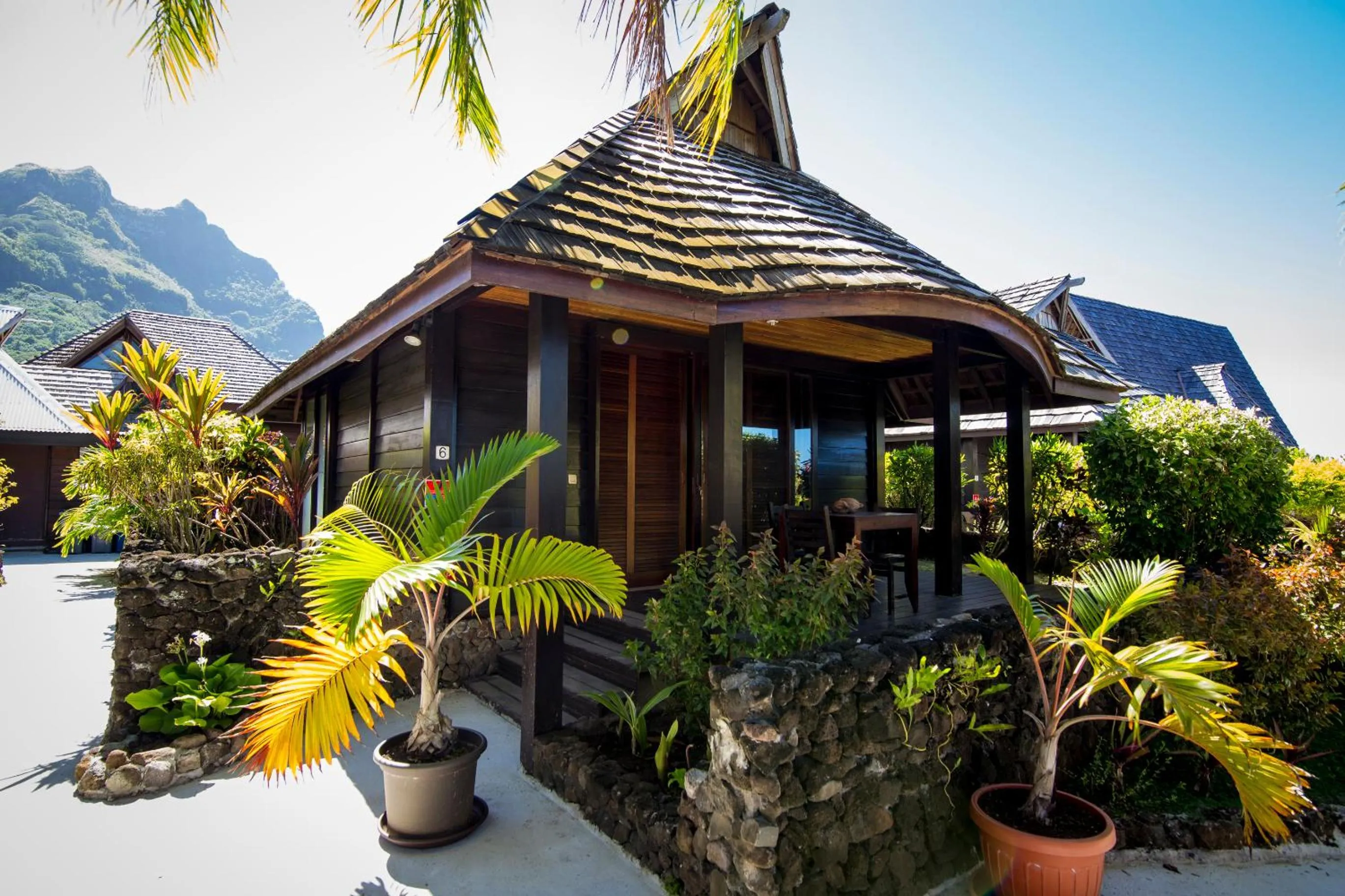 Property building in Oa Oa Lodge