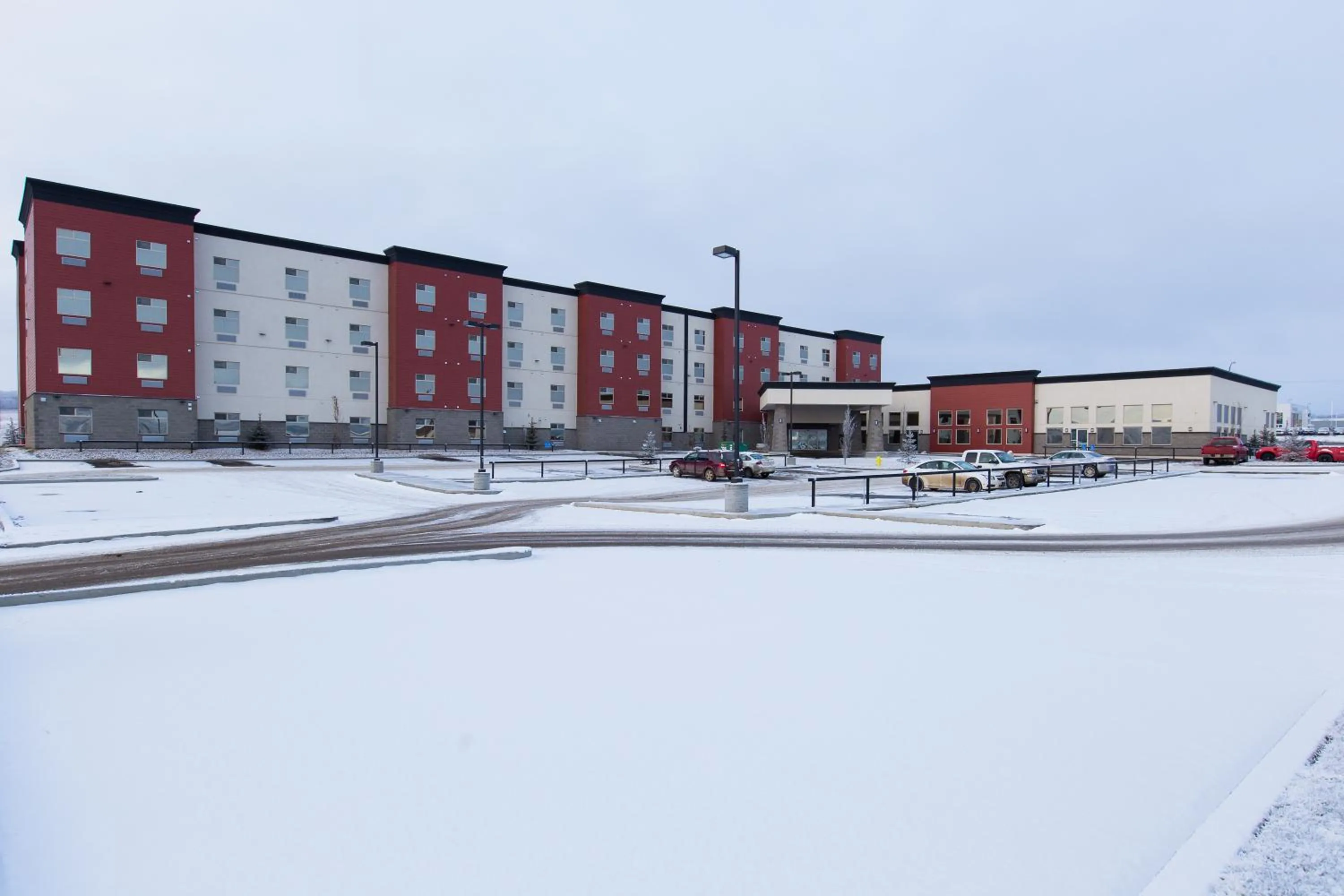 Facade/entrance in Chateau Nova Peace River