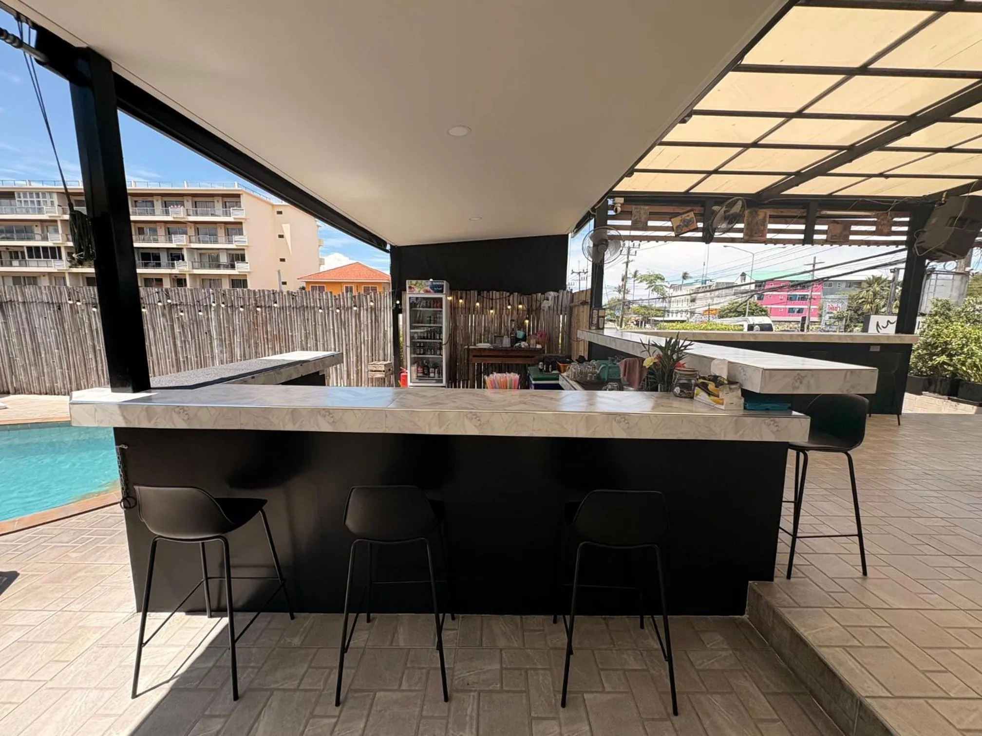 Lounge or bar in 1715 House - White Rhino