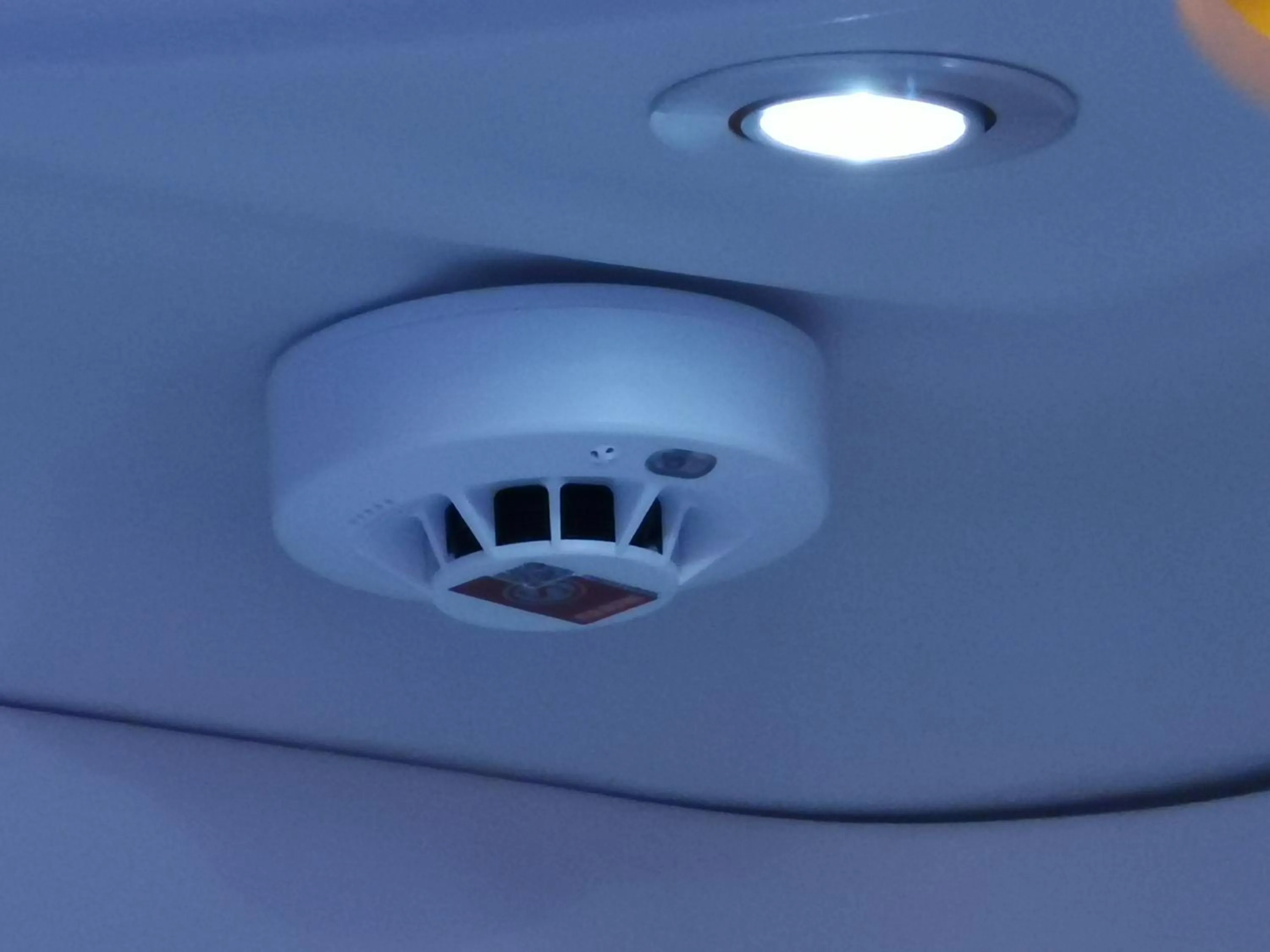 橙舍太空艙 TW Capsule Hostel