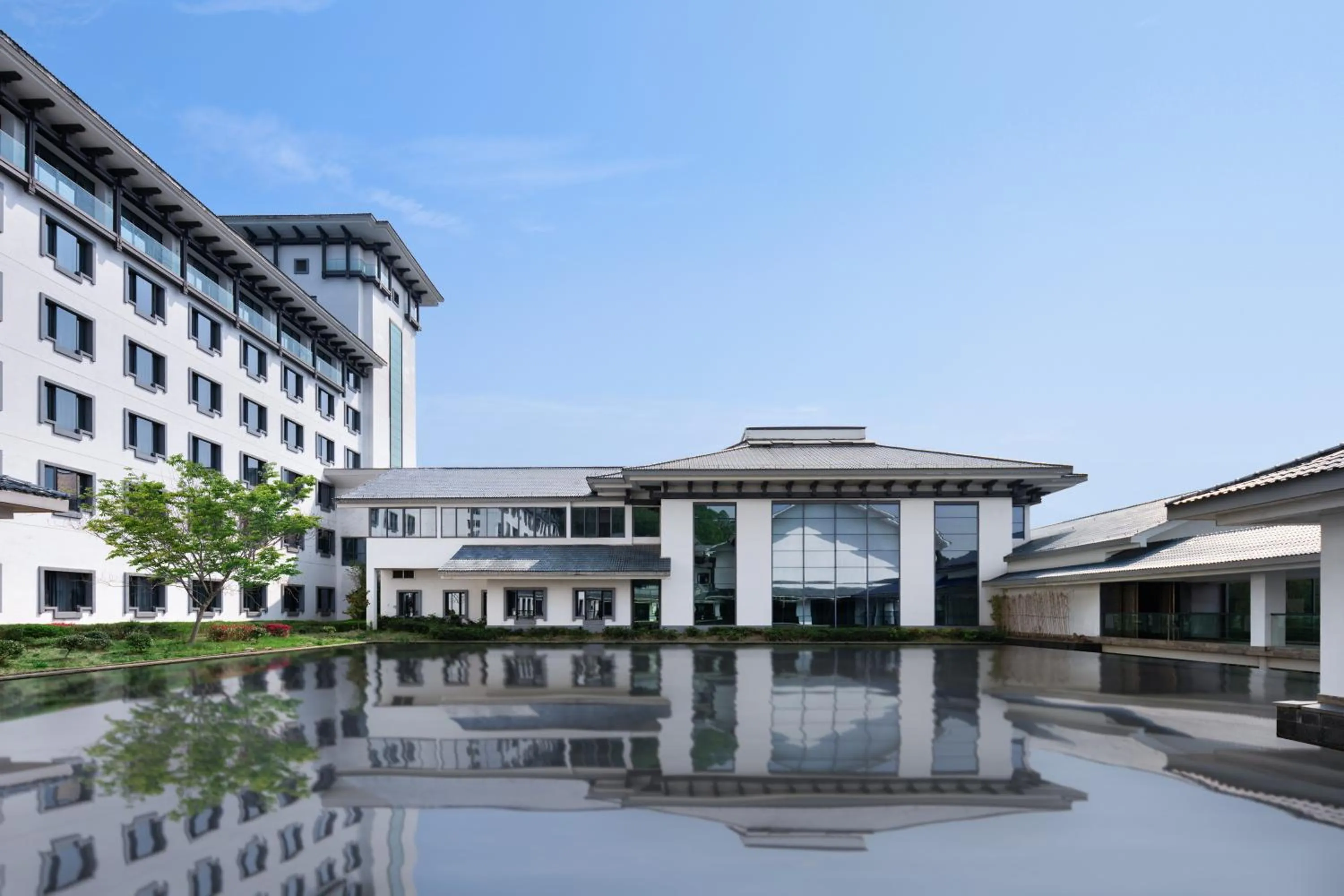 Day in LakeSide Resort Jingdezhen