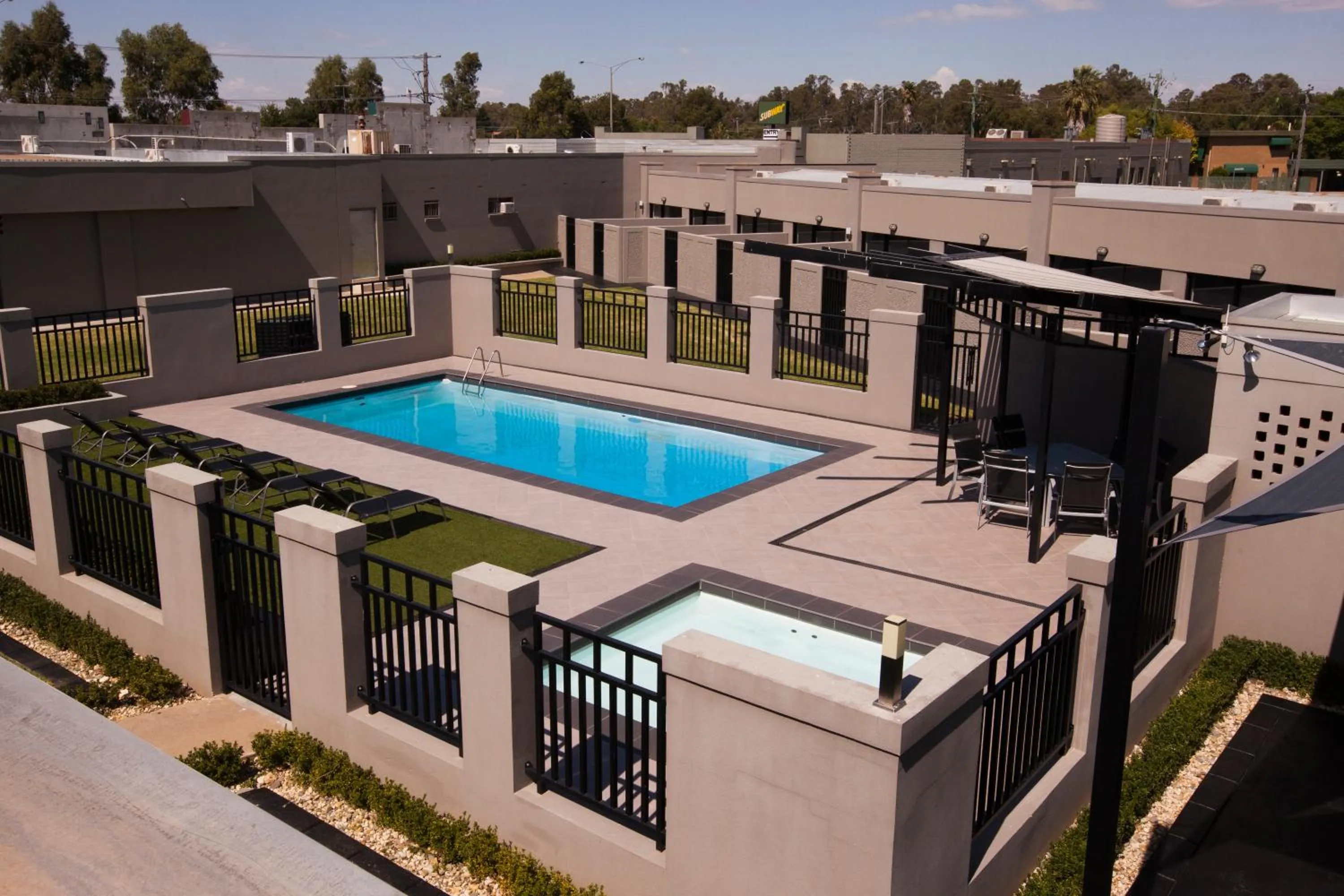 Swimming pool in Southgate