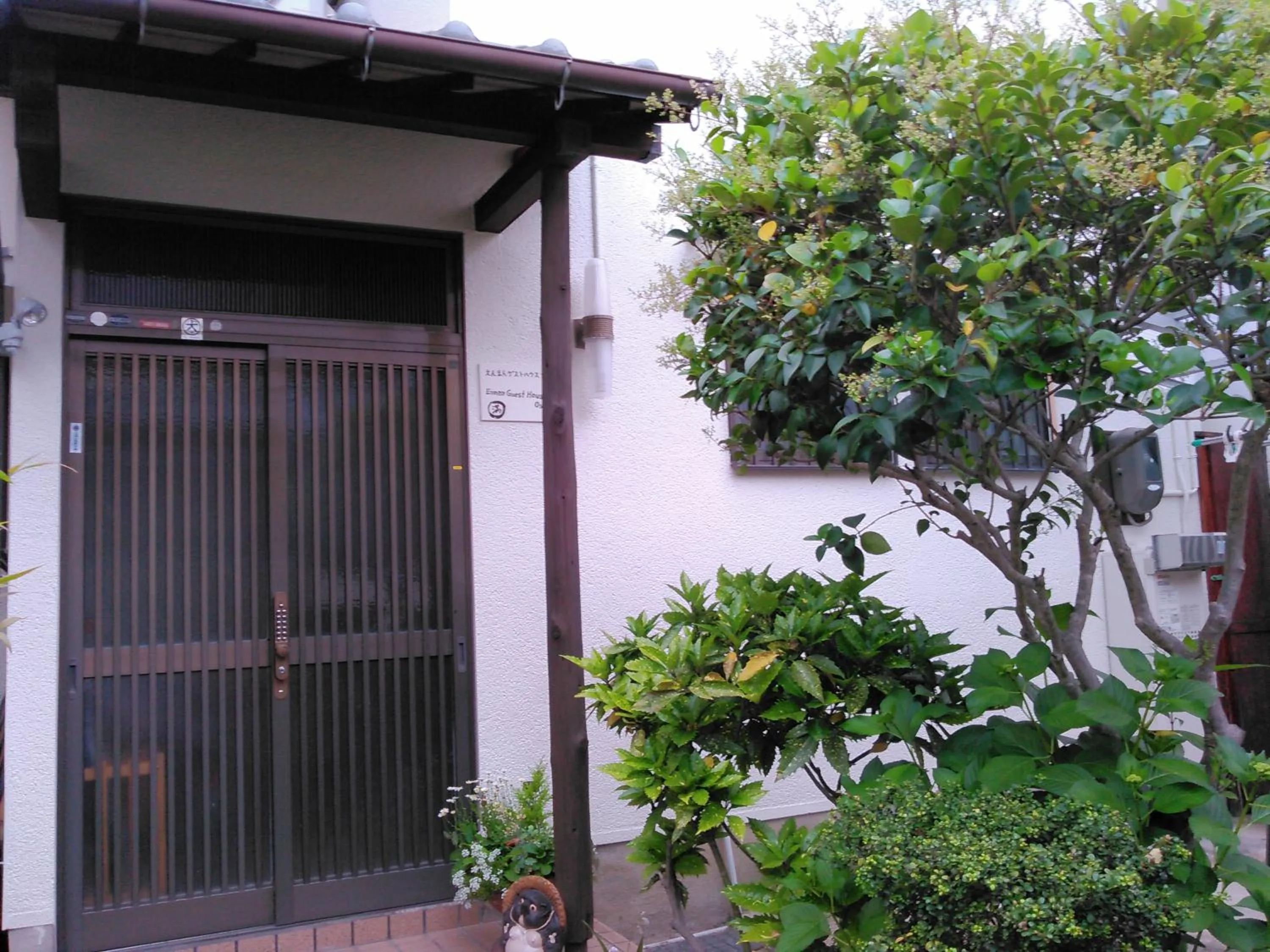 Property building in Enman Guest House Osaka