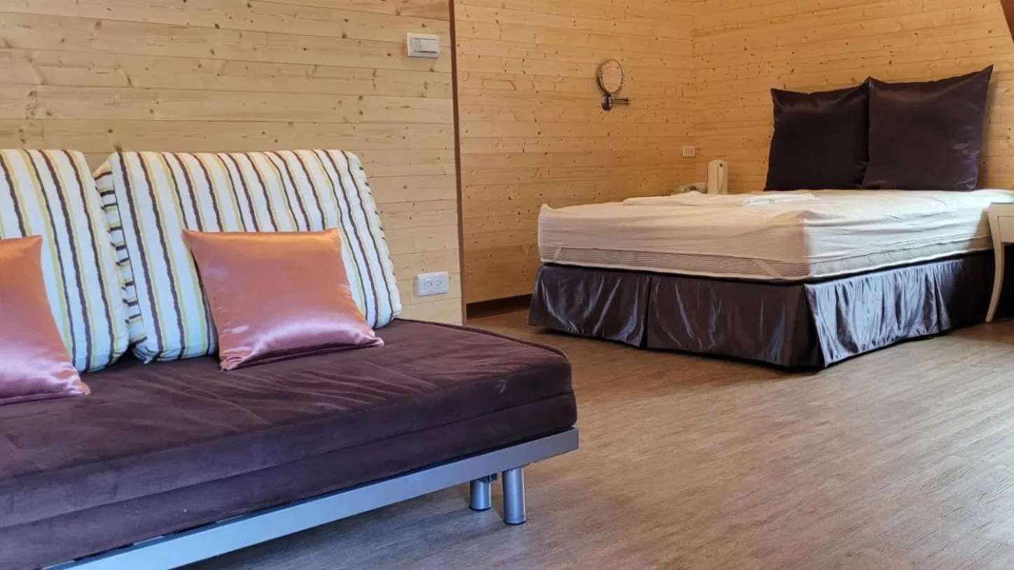 Bedroom, Bed in Runners' House Taitung