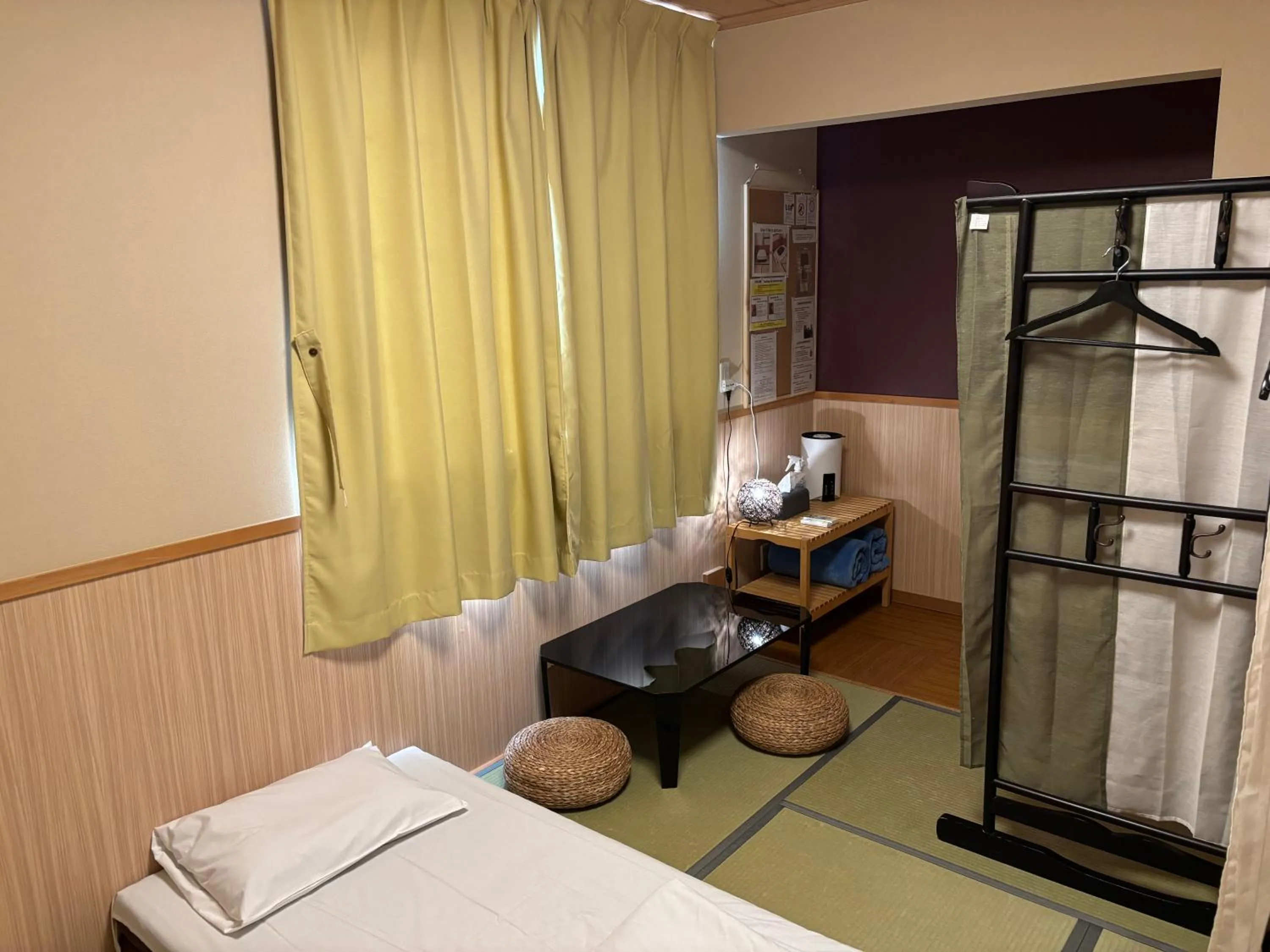 Bed in GuestHouse Guu