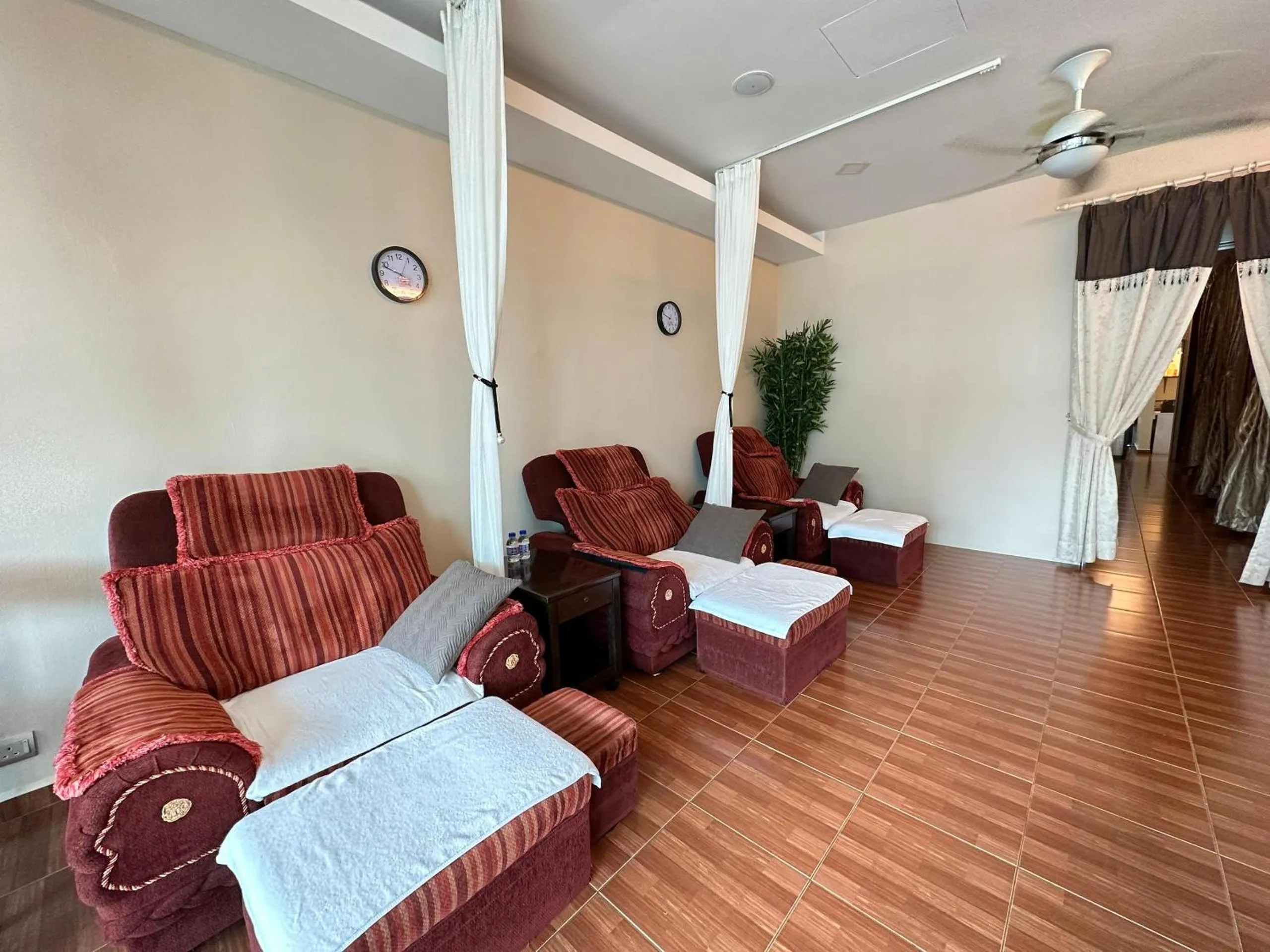 Restaurant/places to eat in Sam Hotel Sitiawan