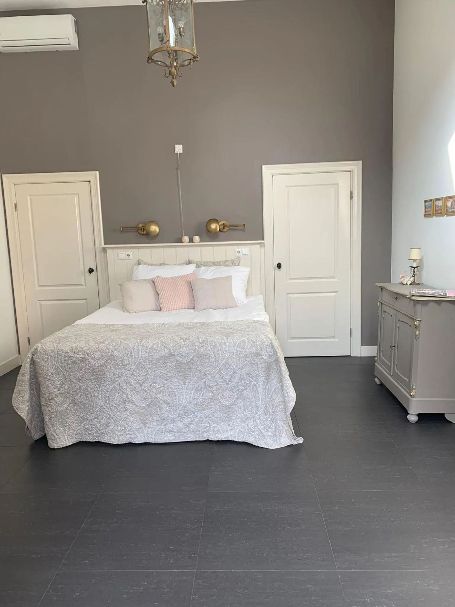 Bed in Bed & Breakfast Diemerbrug