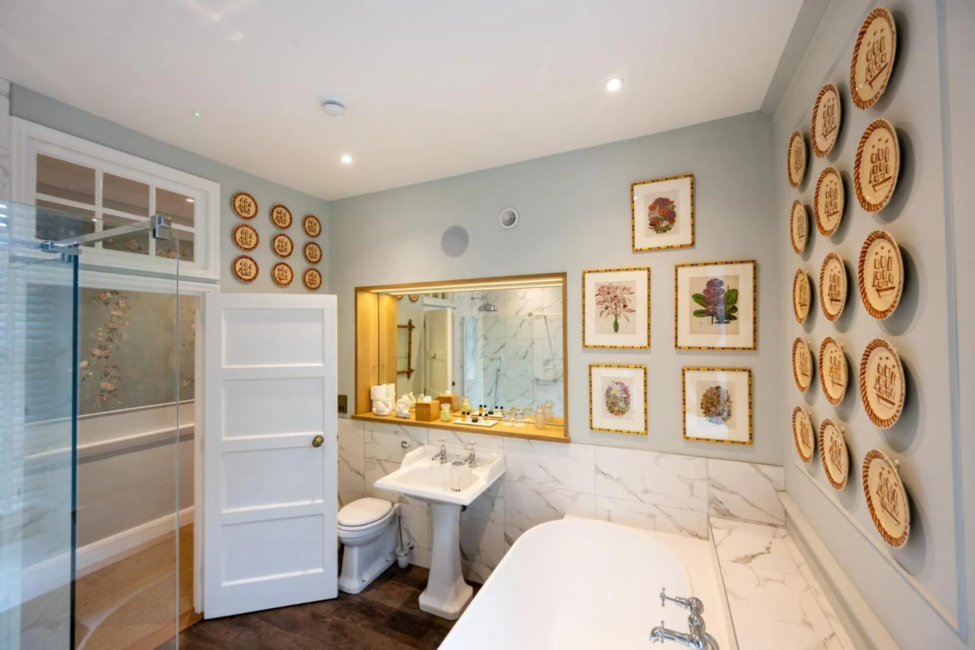 Bathroom in The Assembly House in central Norwich