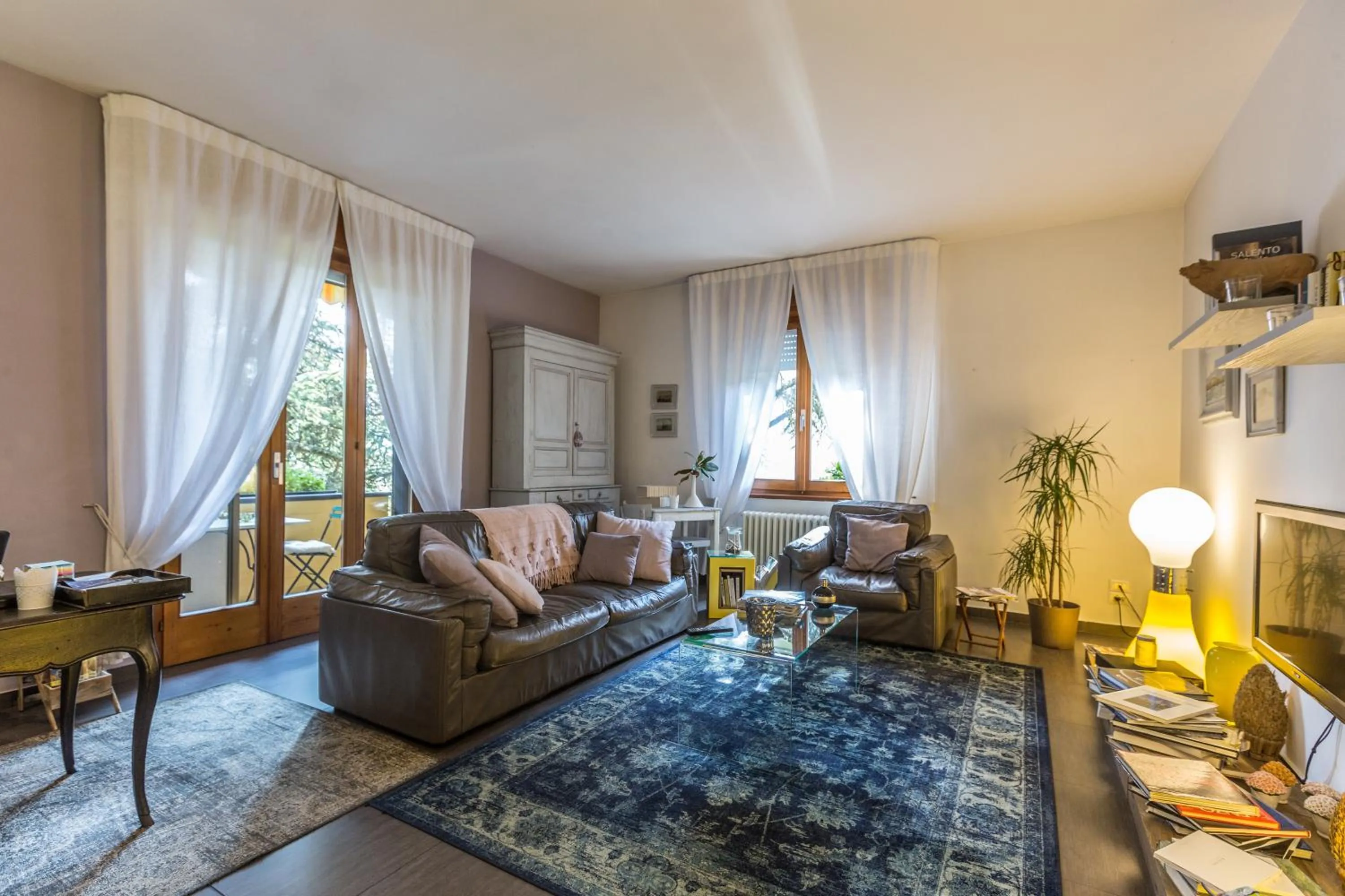 Communal lounge/ TV room in B&b Igea 50