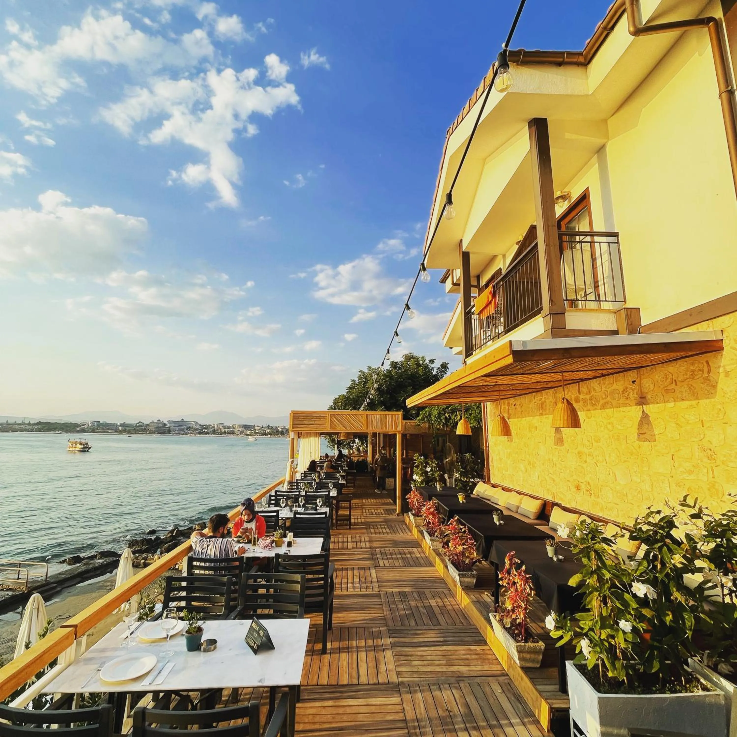 Property building in Side Kleopatra Hotel