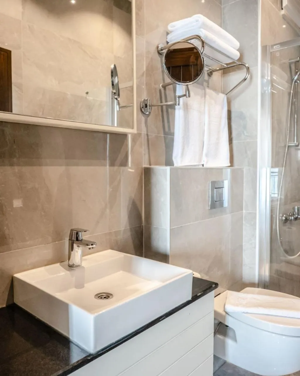 Bathroom in Side Kleopatra Hotel