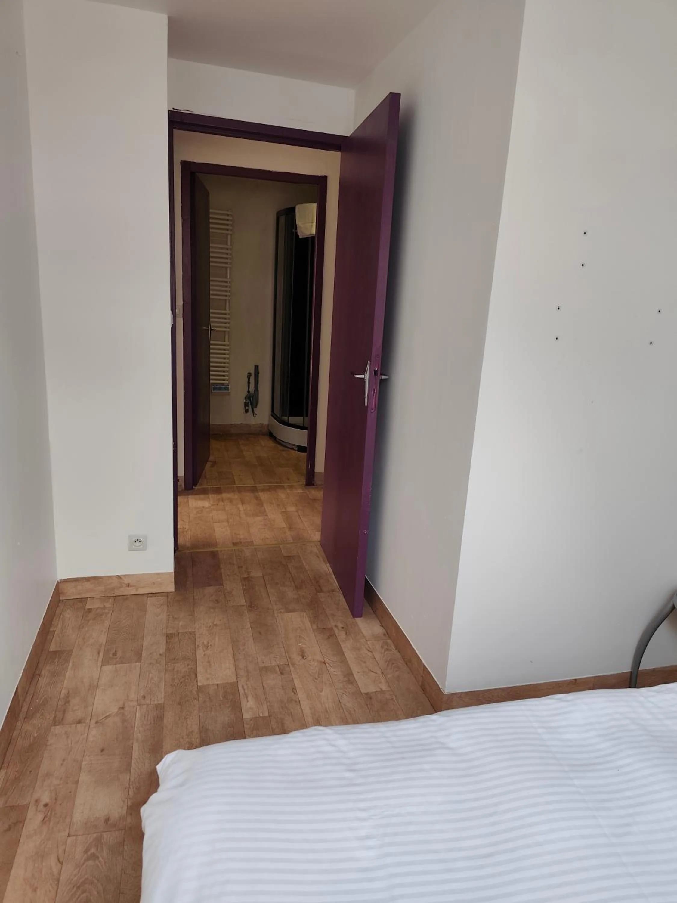 Bed in Ice Rock Hotel