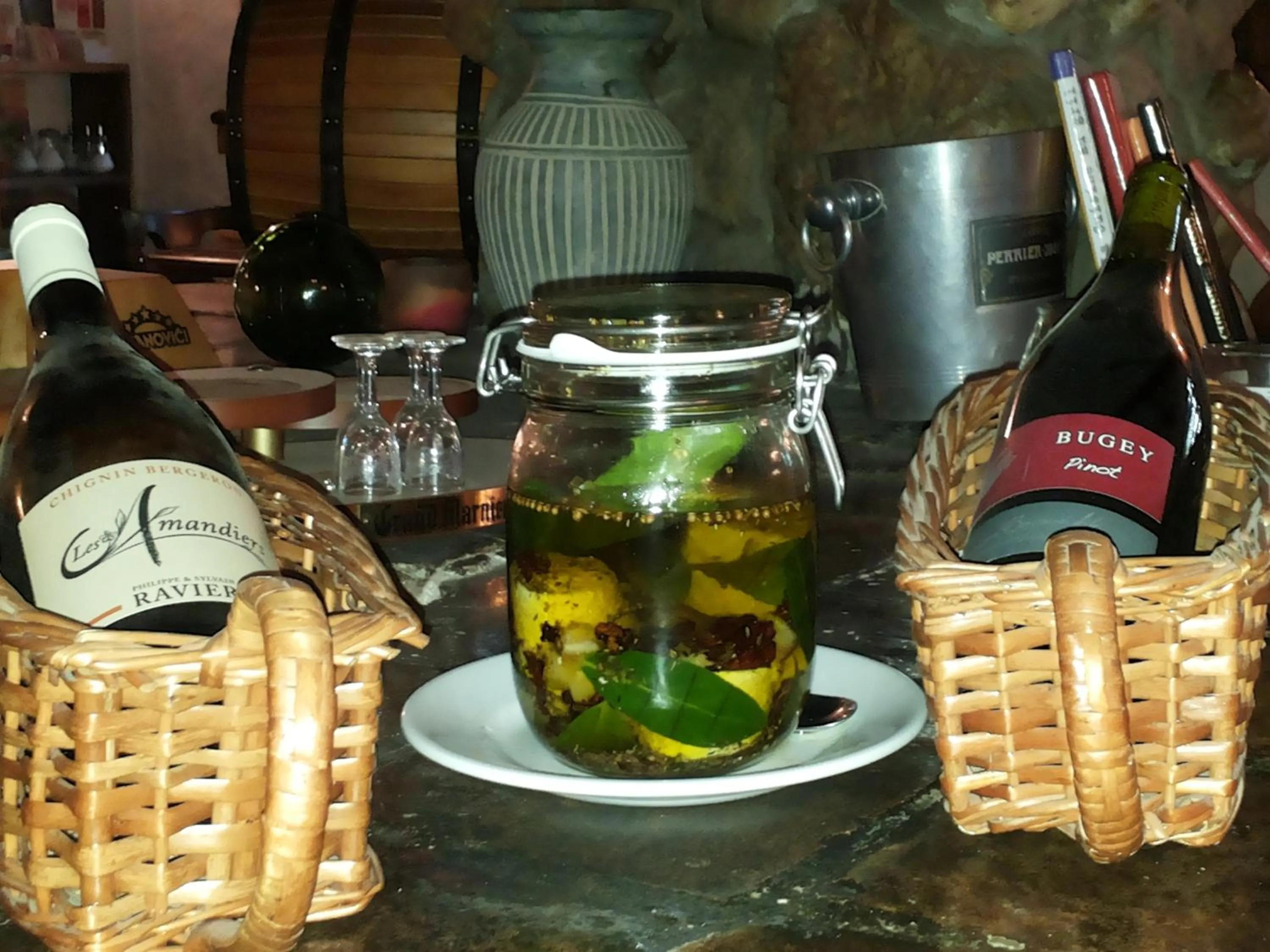 Decorative detail in Le Relais Des Vieilles Postes