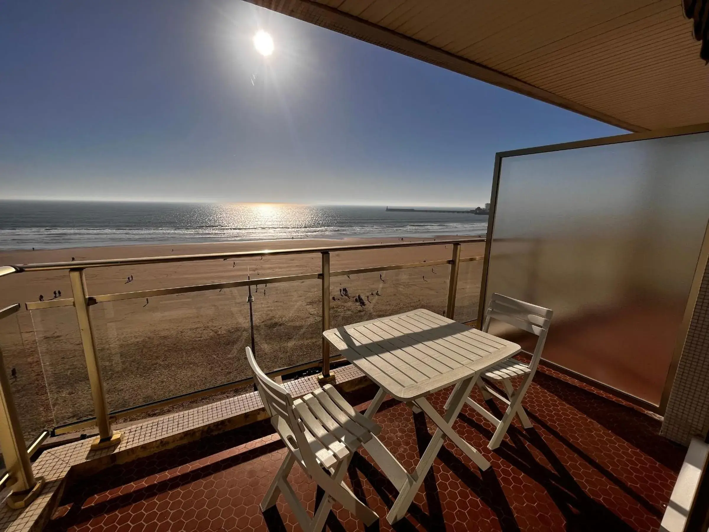 Studio face mer avec balcon, proche commerces et plage - FR-1-197-164 Studio face mer avec balcon, proche commerces et plage - FR-1-197-164