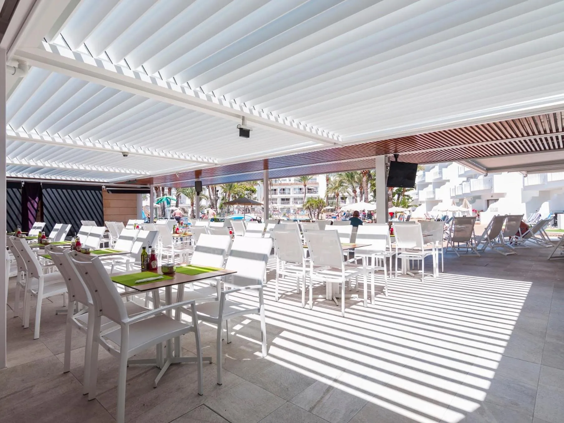 Restaurant/places to eat in Playas Ca's Saboners