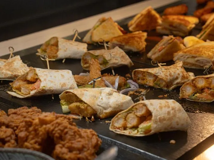 Restaurant/places to eat in Playas Ca's Saboners