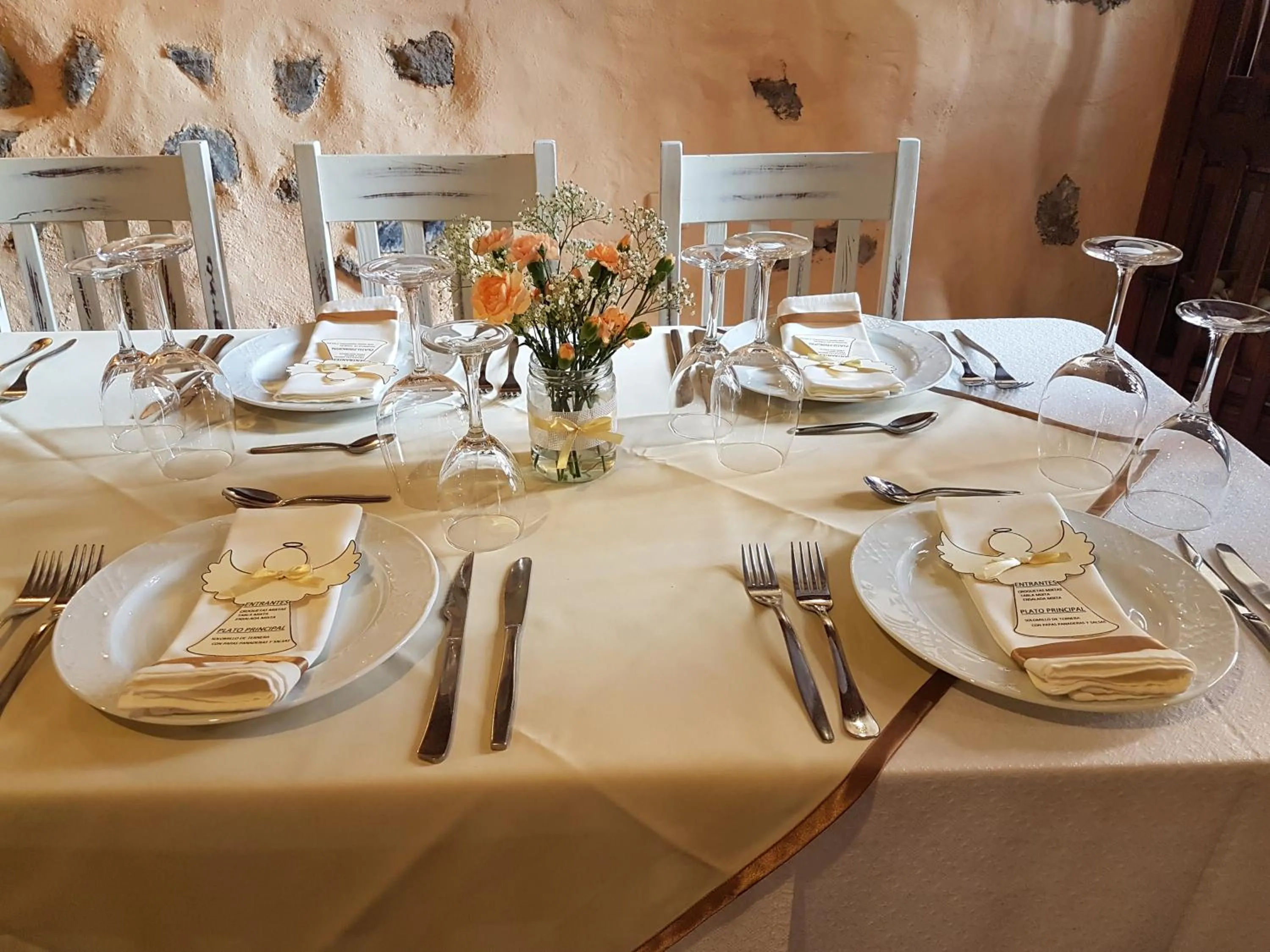 Restaurant/places to eat in Fonda Central