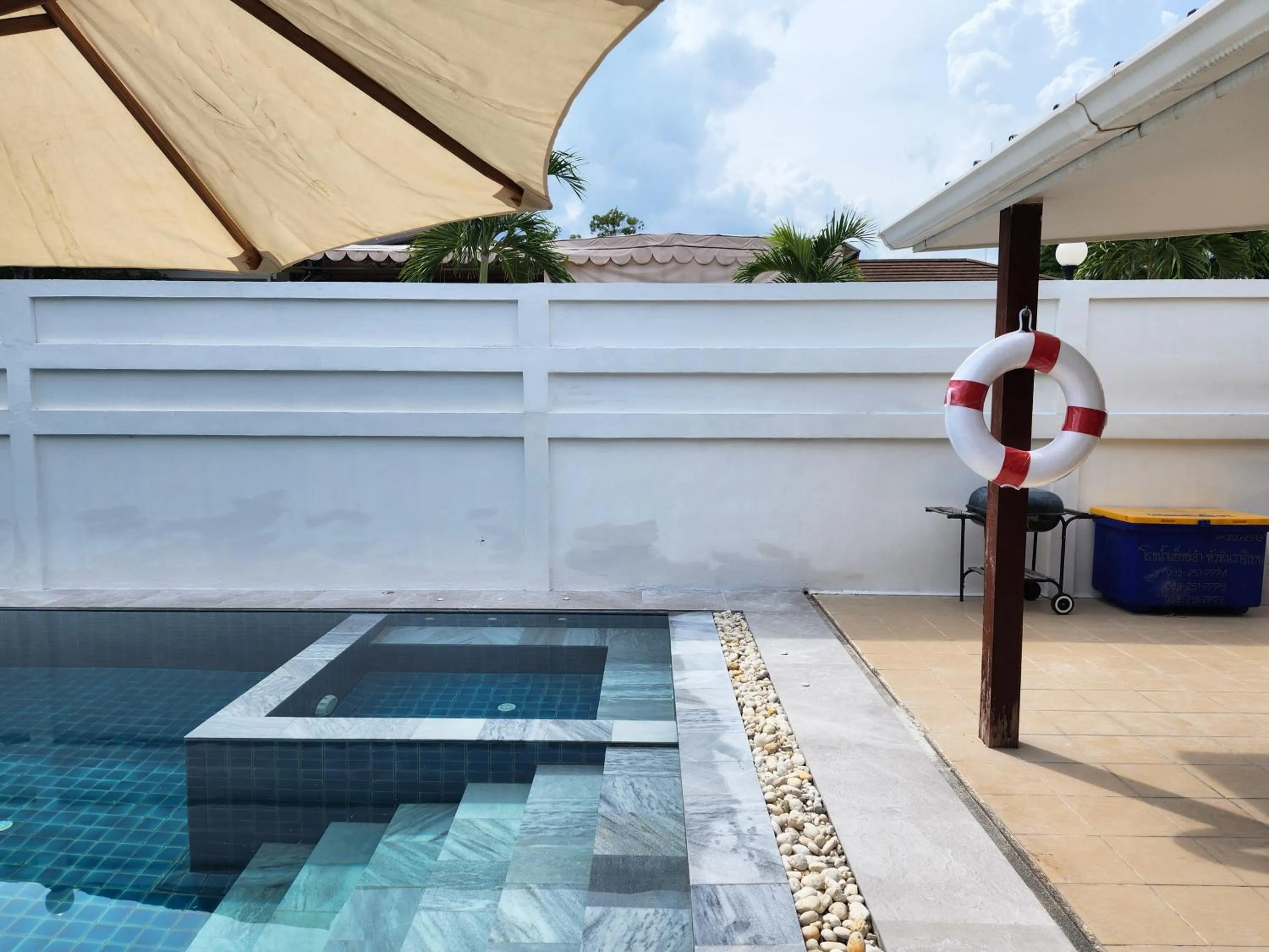Swimming pool in ทิวาพูลวิลล่า หัวหิน Thiva Pool Villa Hua Hin