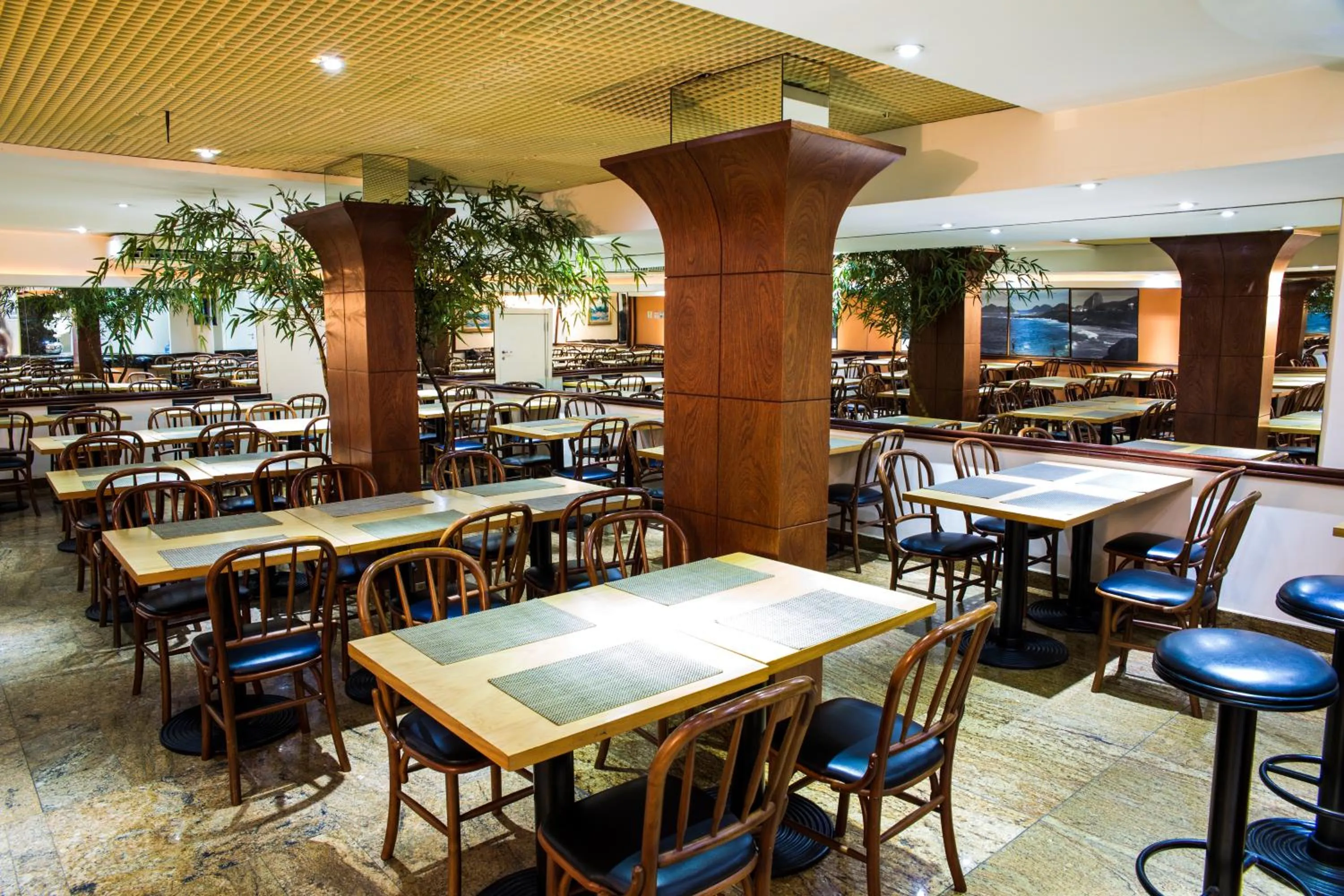 Restaurant/places to eat in Atlantis Copacabana Hotel