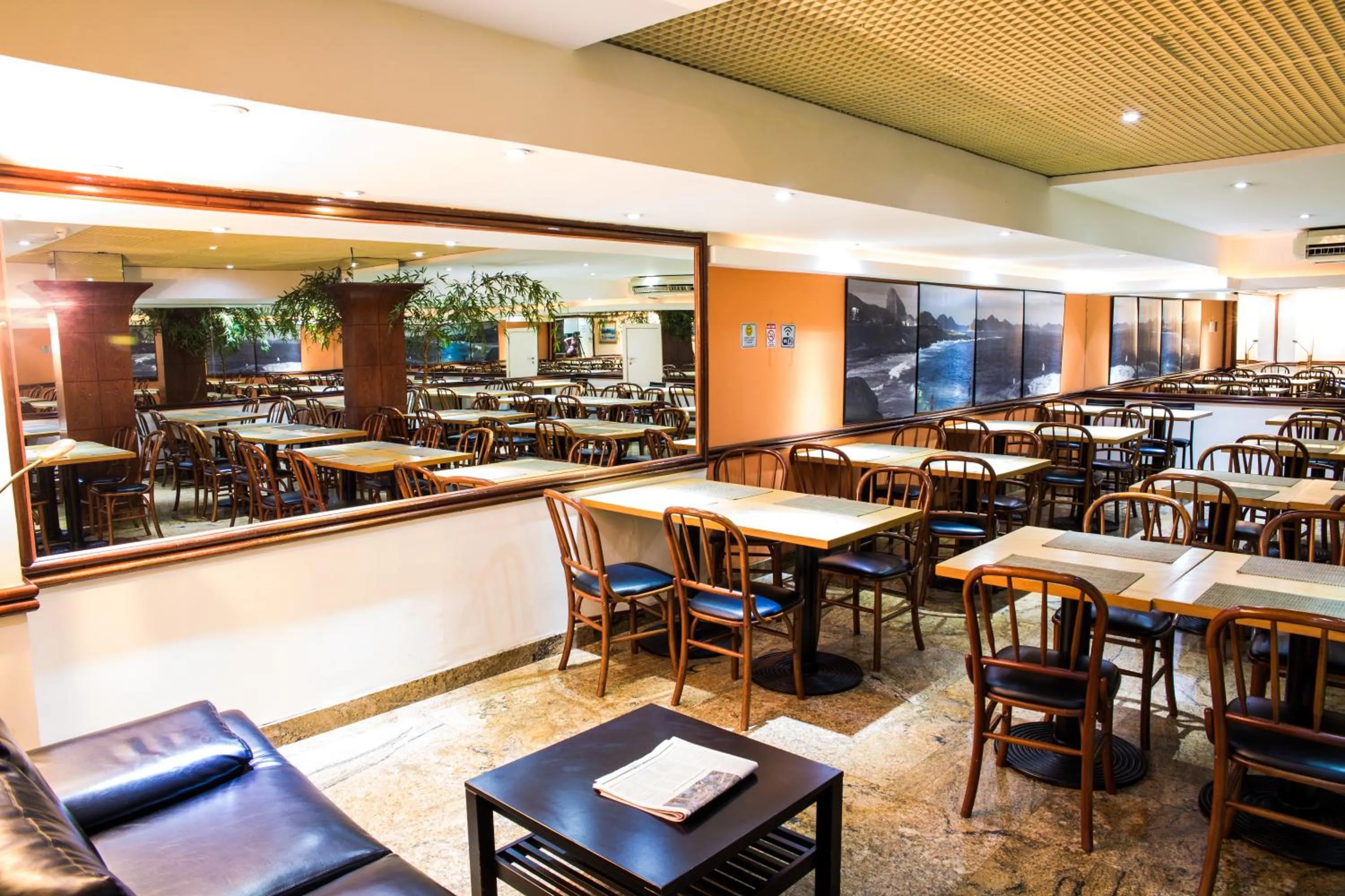 Restaurant/places to eat in Atlantis Copacabana Hotel