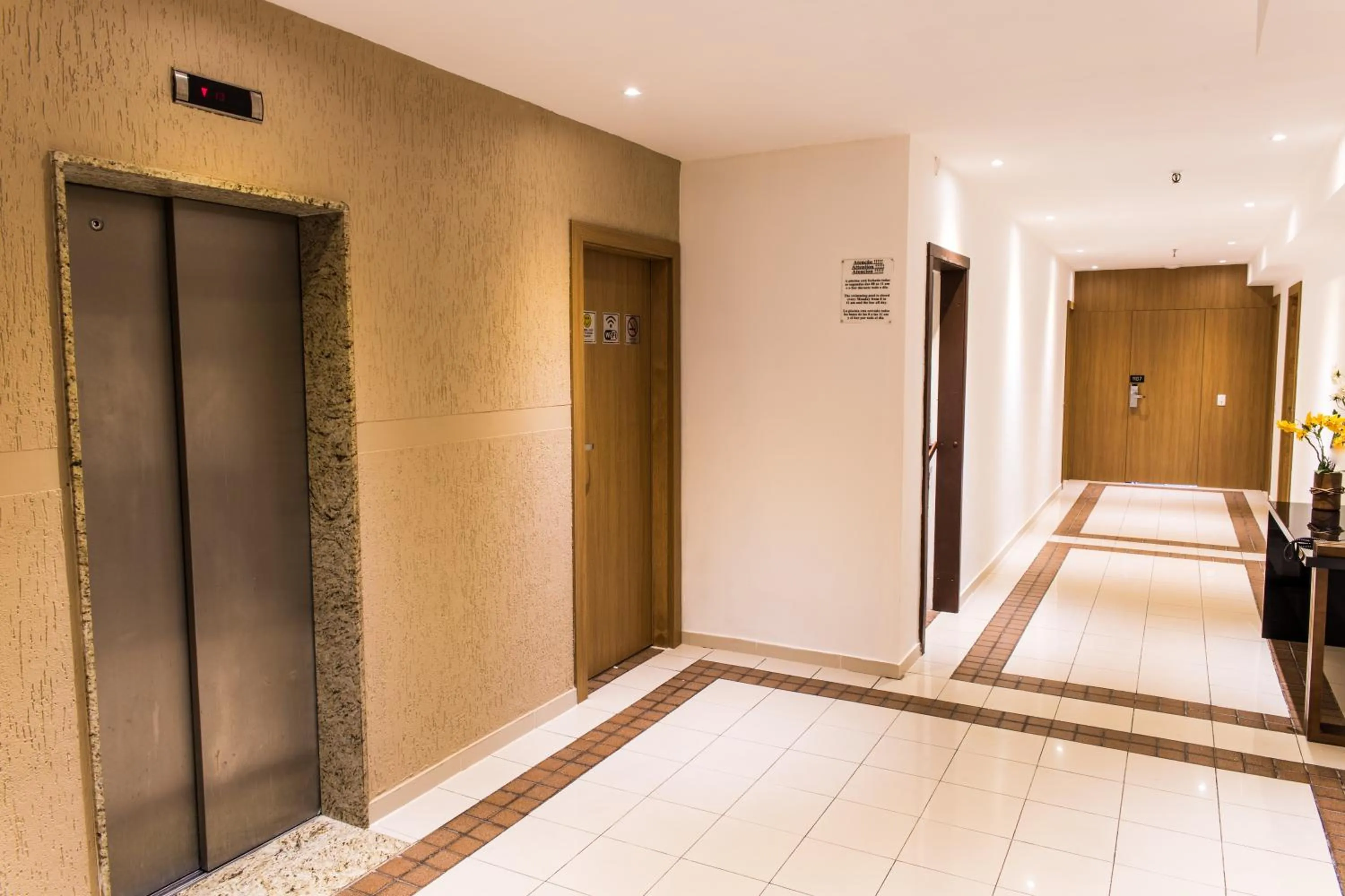 Area and facilities in Atlantis Copacabana Hotel